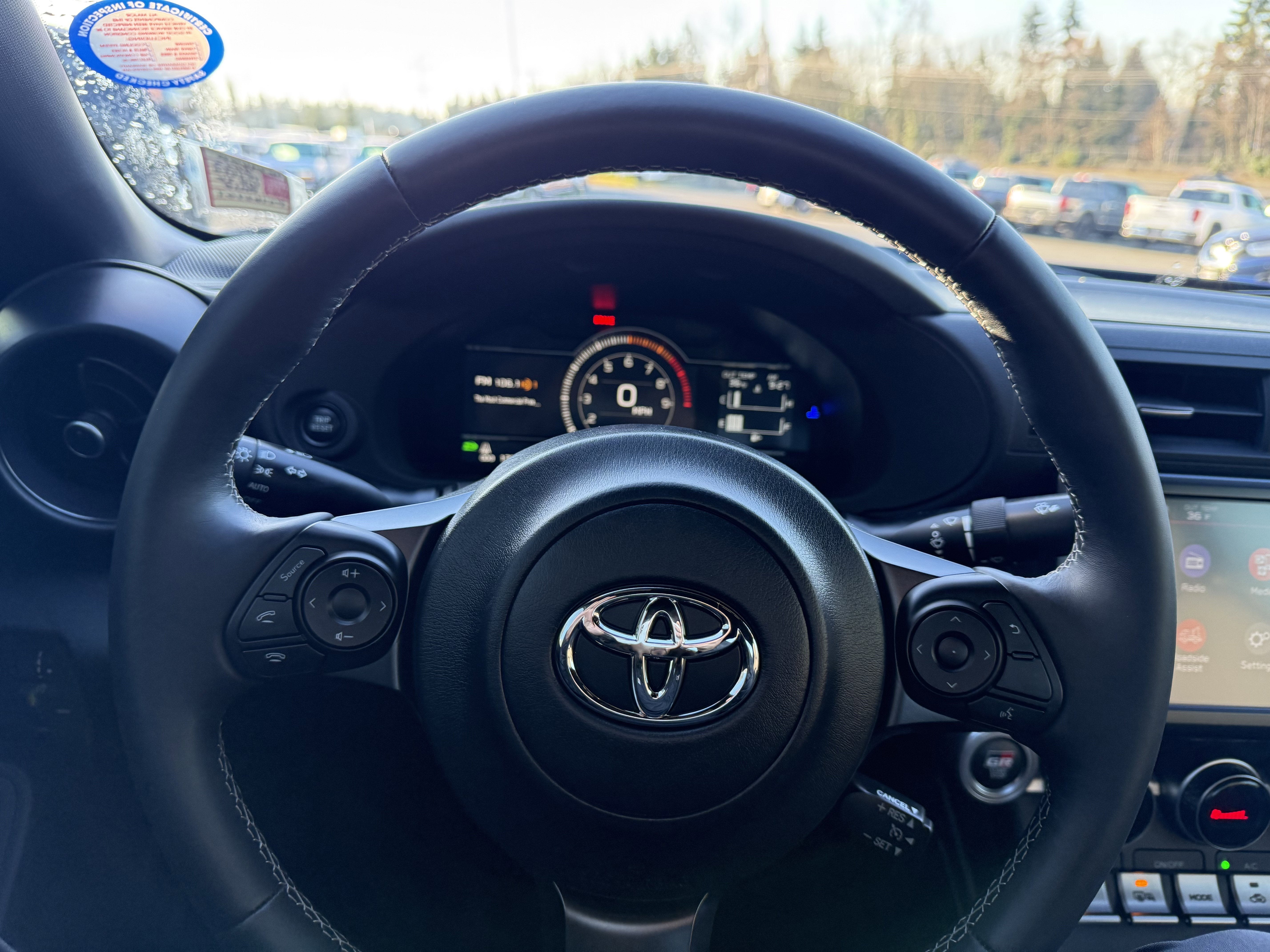 2023 Toyota GR86 2DR MT