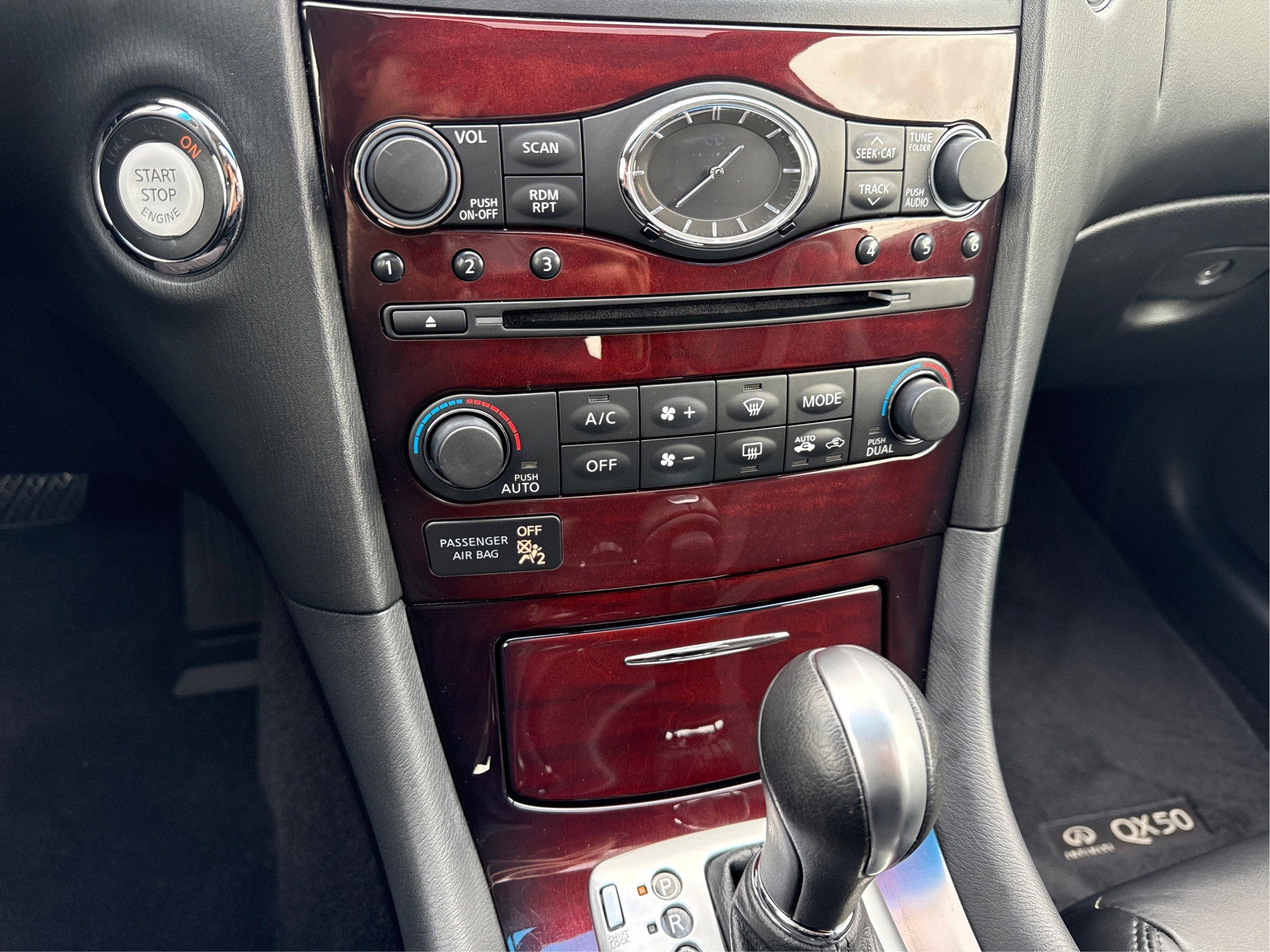 2017 INFINITI QX50 4DR AWD