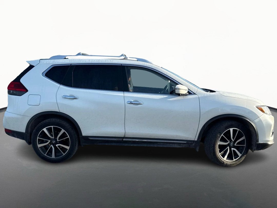 Used 2017 Nissan Rogue SL with VIN JN8AT2MV7HW270871 for sale in Federal Way, WA