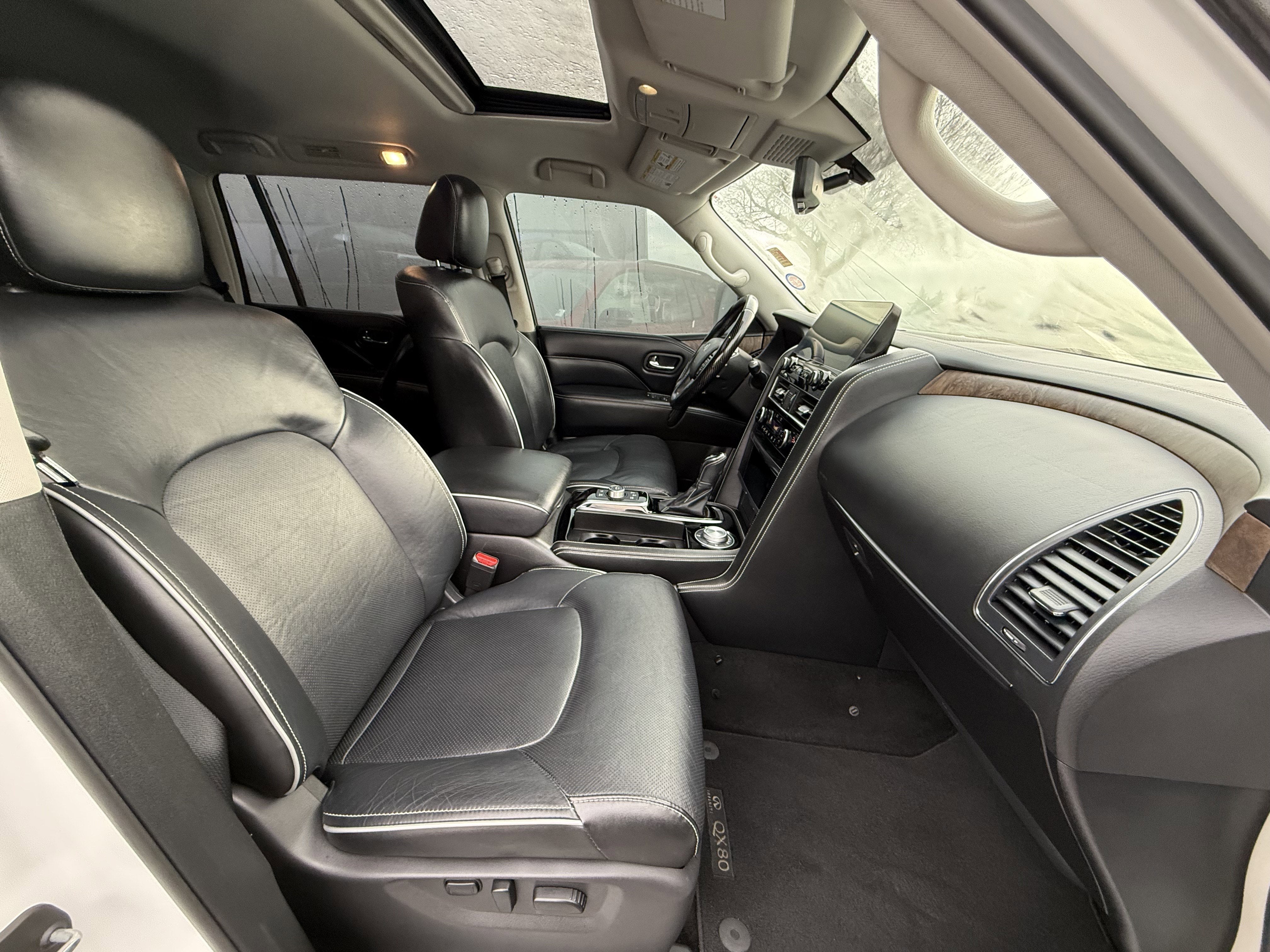 2022 INFINITI QX80 PREMIUM SELECT AWD