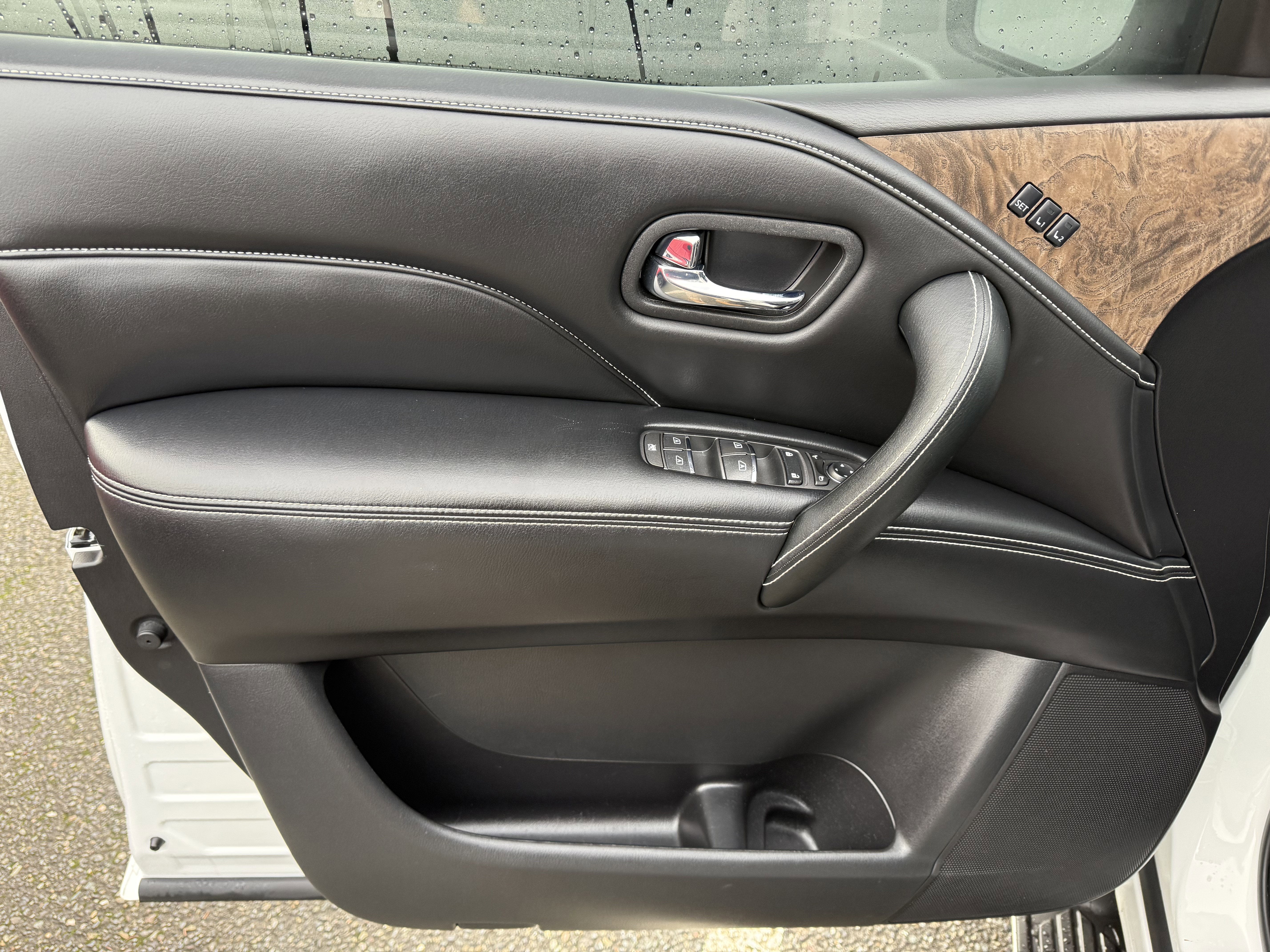 2022 INFINITI QX80 PREMIUM SELECT AWD