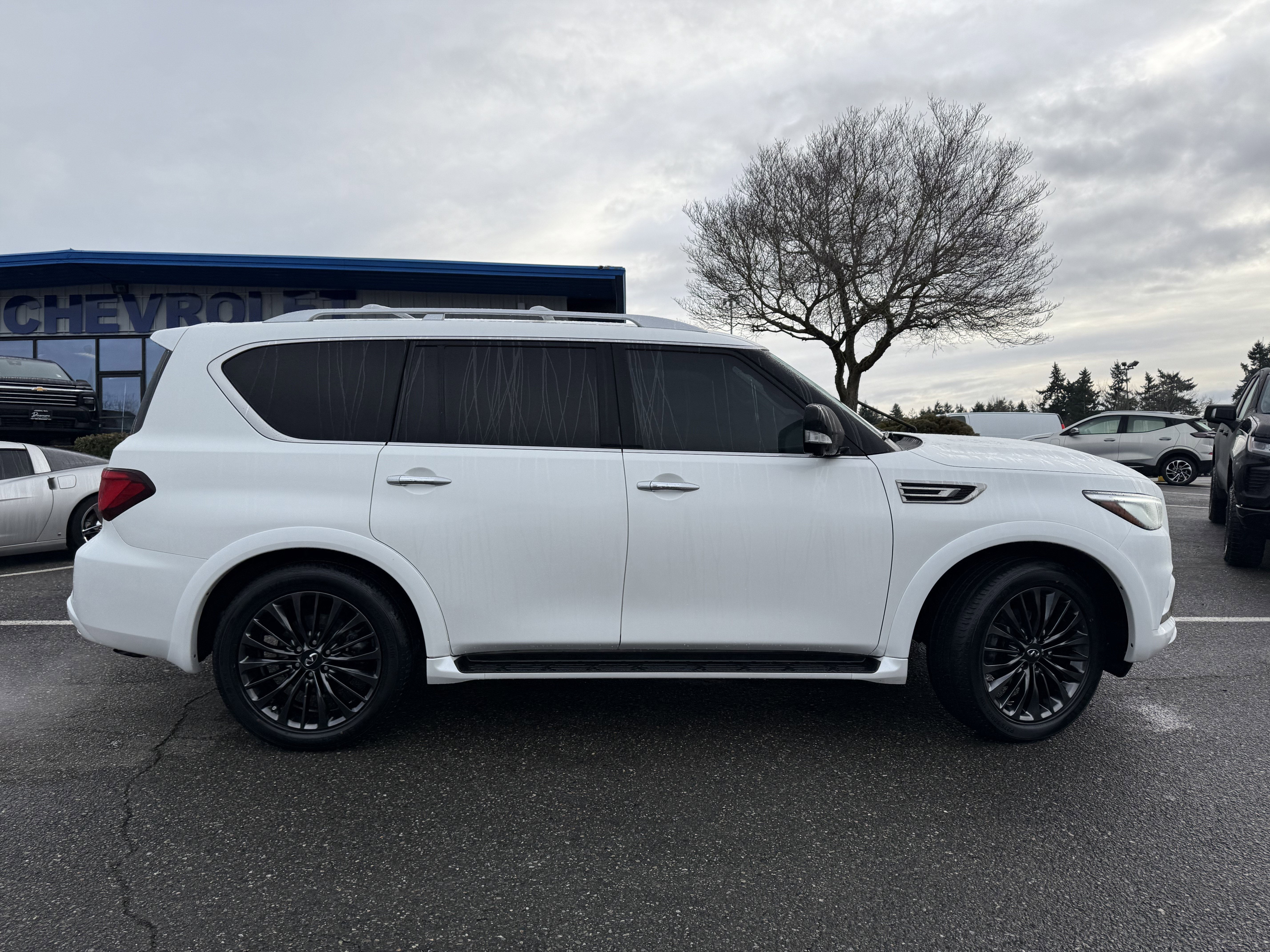 2022 INFINITI QX80 PREMIUM SELECT AWD