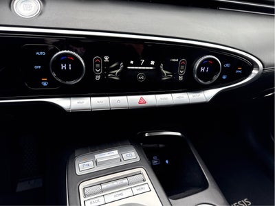 2025 Genesis GV70 2.5T