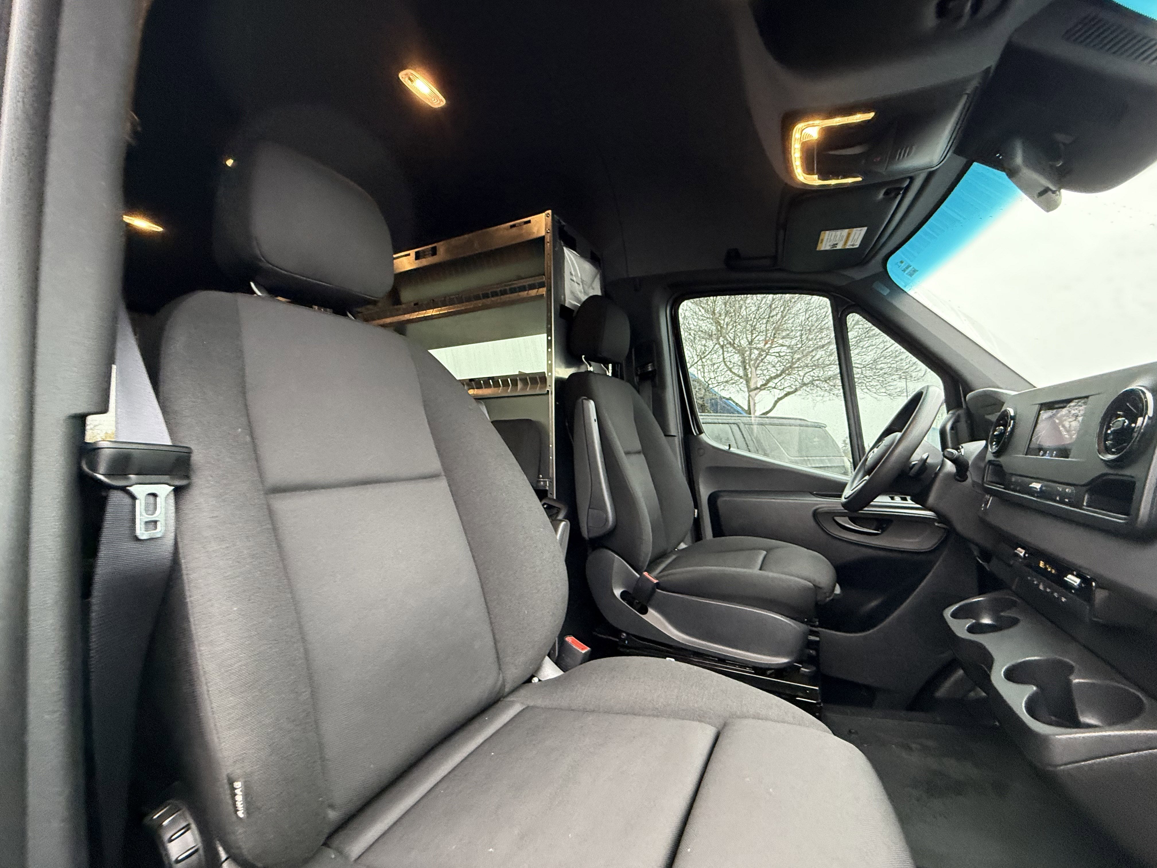 2020 Mercedes-Benz Sprinter 2500 Standard Roof I4