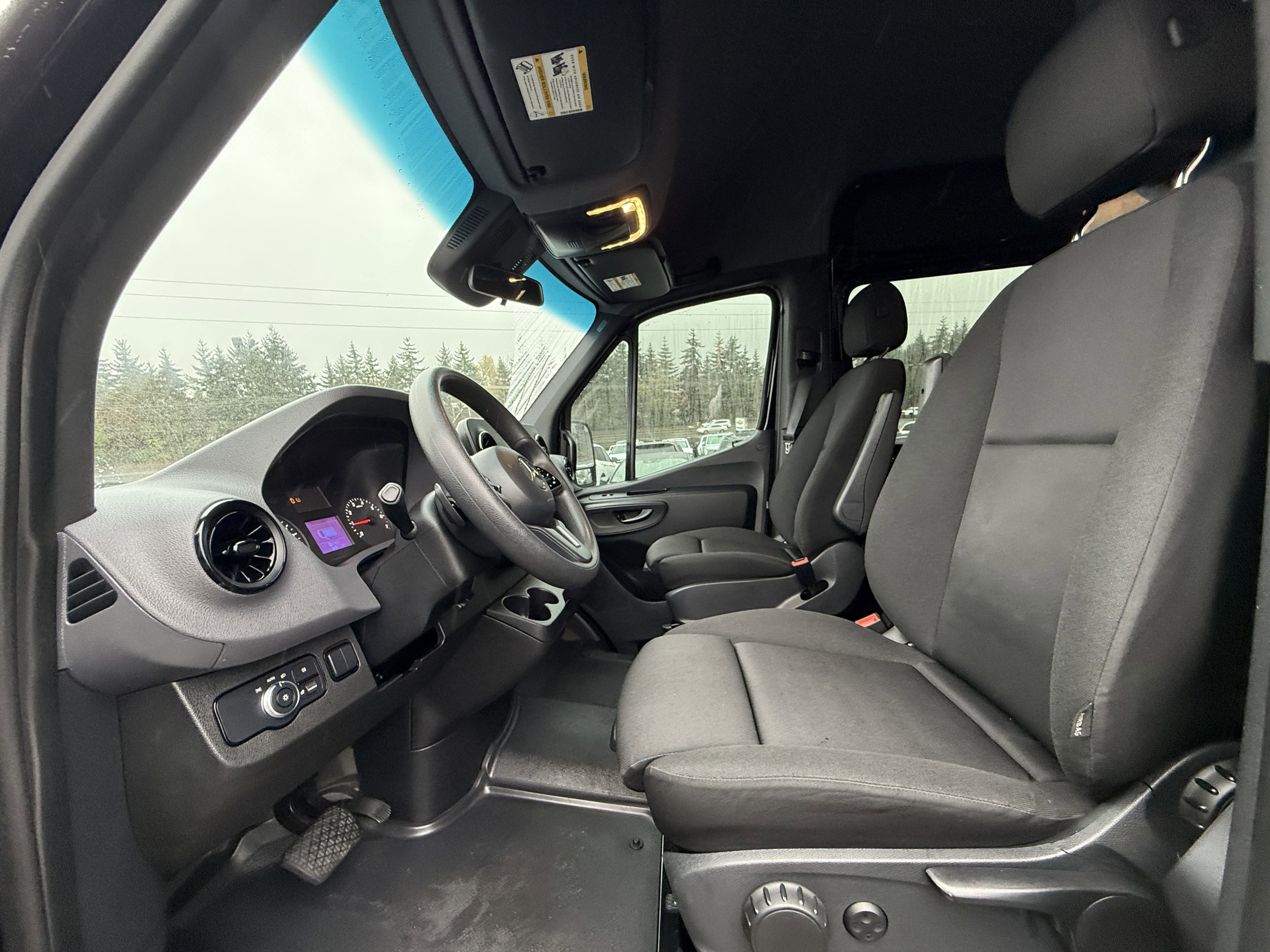 2020 Mercedes-Benz Sprinter 2500 Standard Roof I4