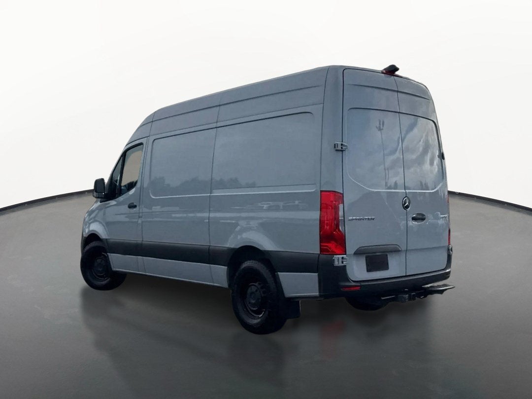 2021 Mercedes-Benz Sprinter Cargo Van Base