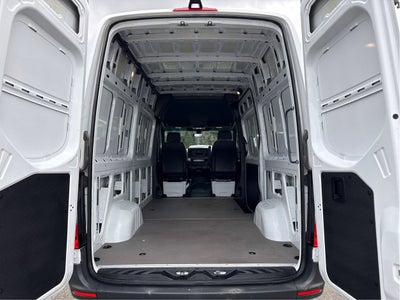 2025 Mercedes-Benz Sprinter Cargo Van Base