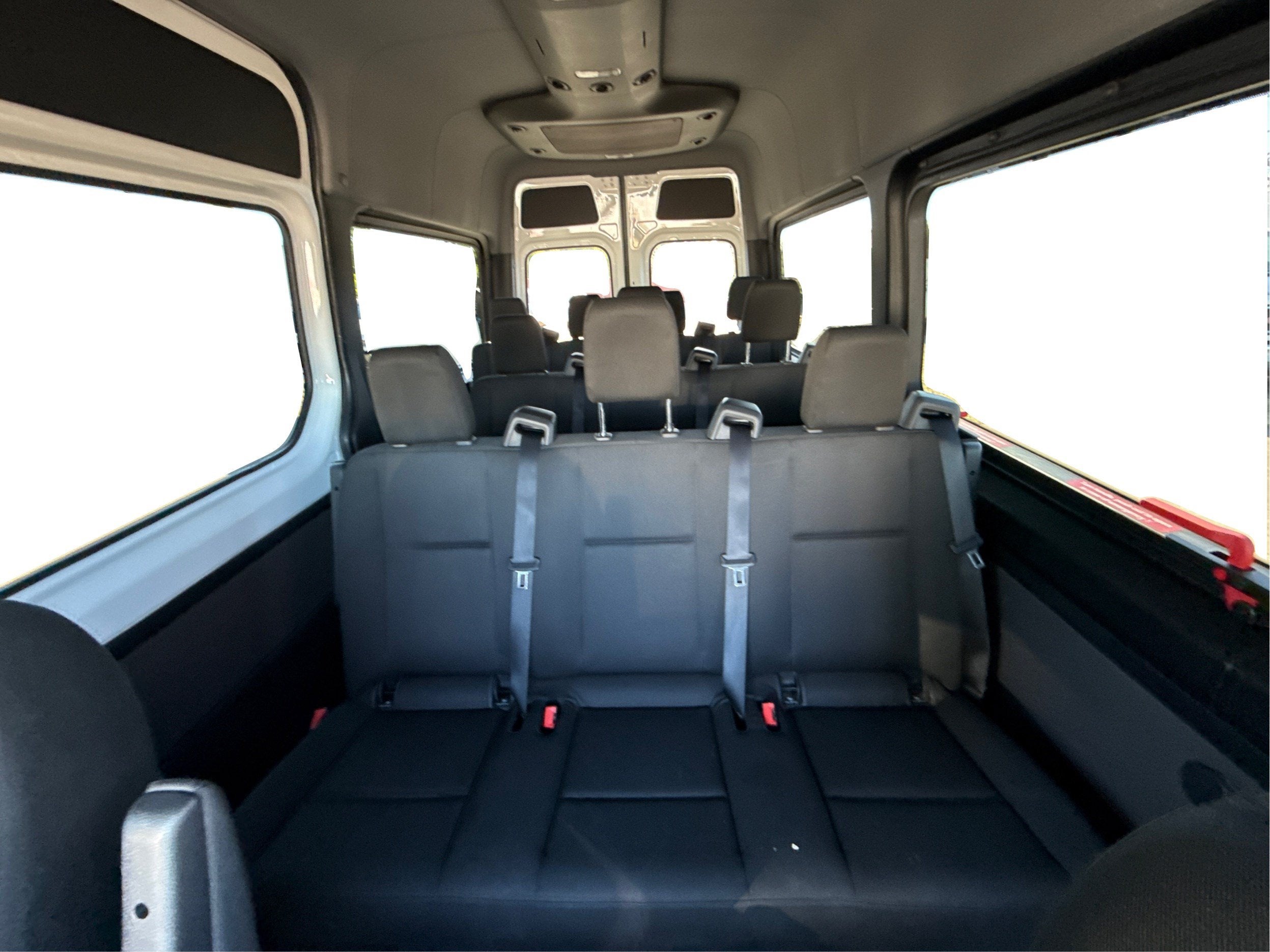 2024 Mercedes-Benz Sprinter Passenger Van 2500 STANDARD ROO