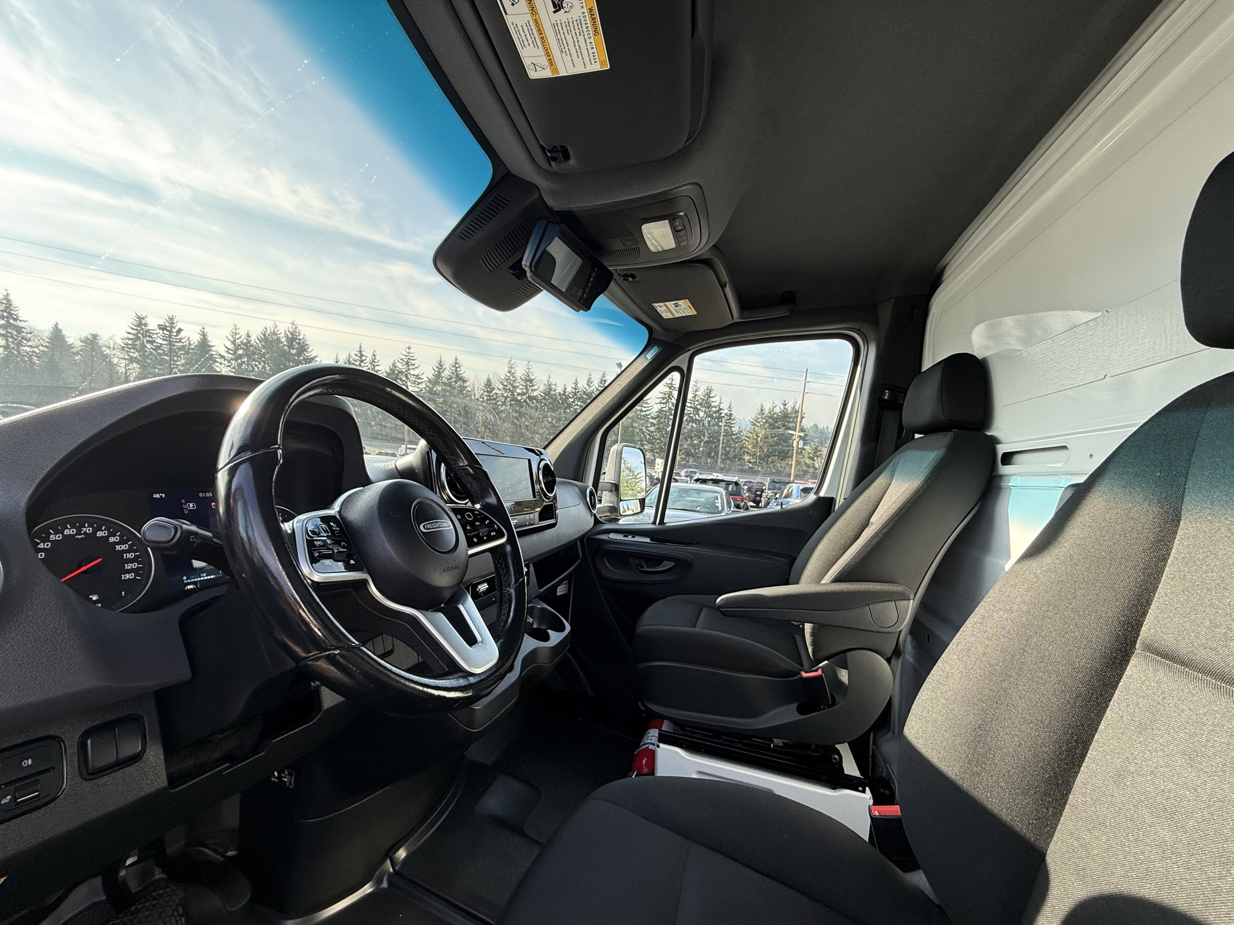 2021 Freightliner Sprinter Cab Chassis Base