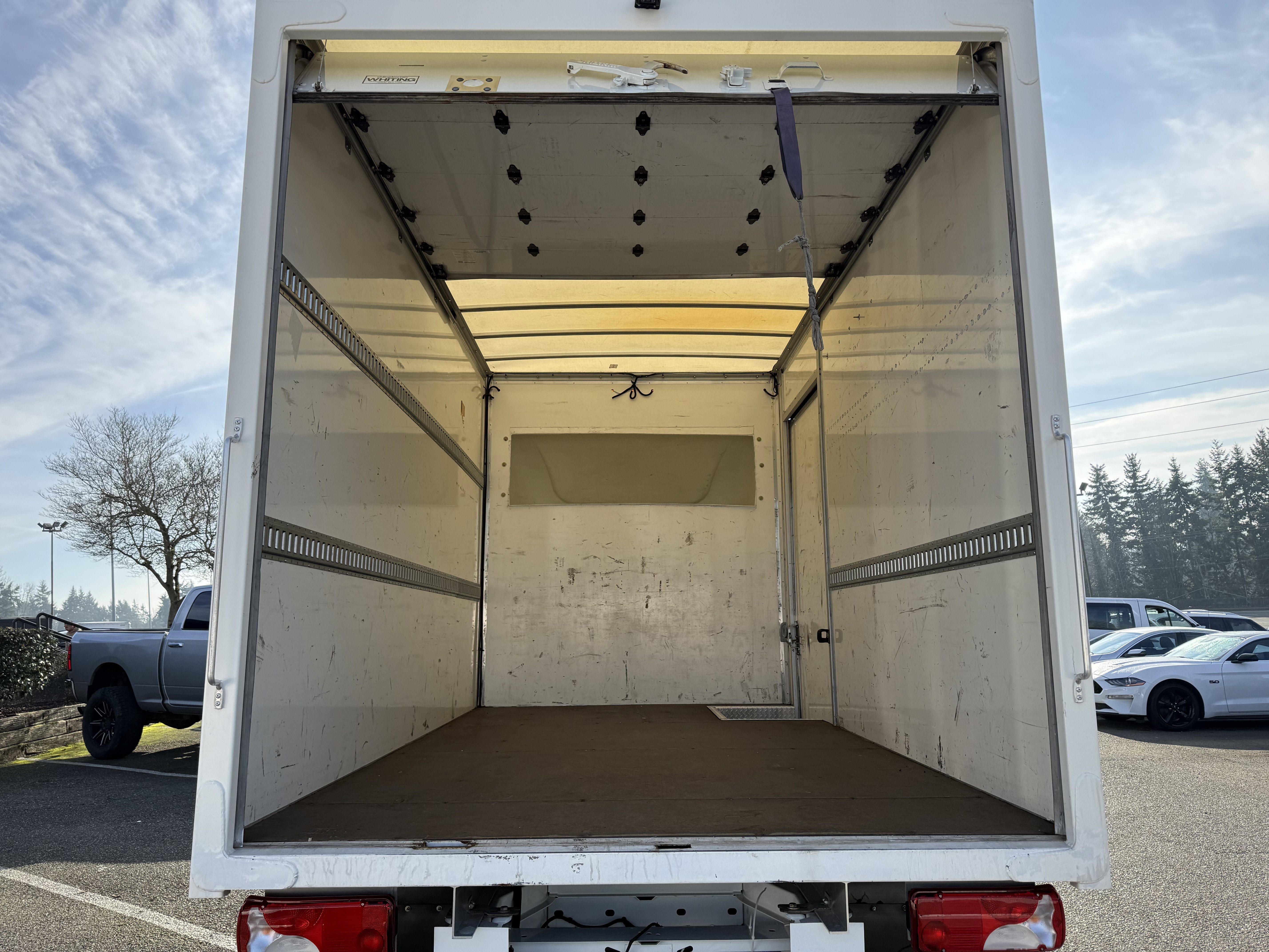 2021 Freightliner Sprinter Cab Chassis Base