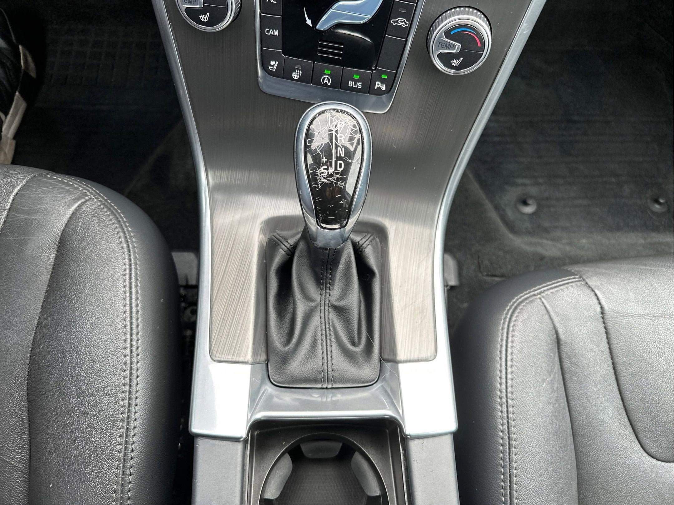 2016 Volvo XC60 T6 Drive-E