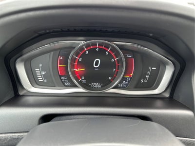 2016 Volvo XC60 T6 Drive-E
