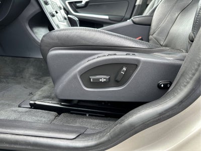 2016 Volvo XC60 T6 Drive-E