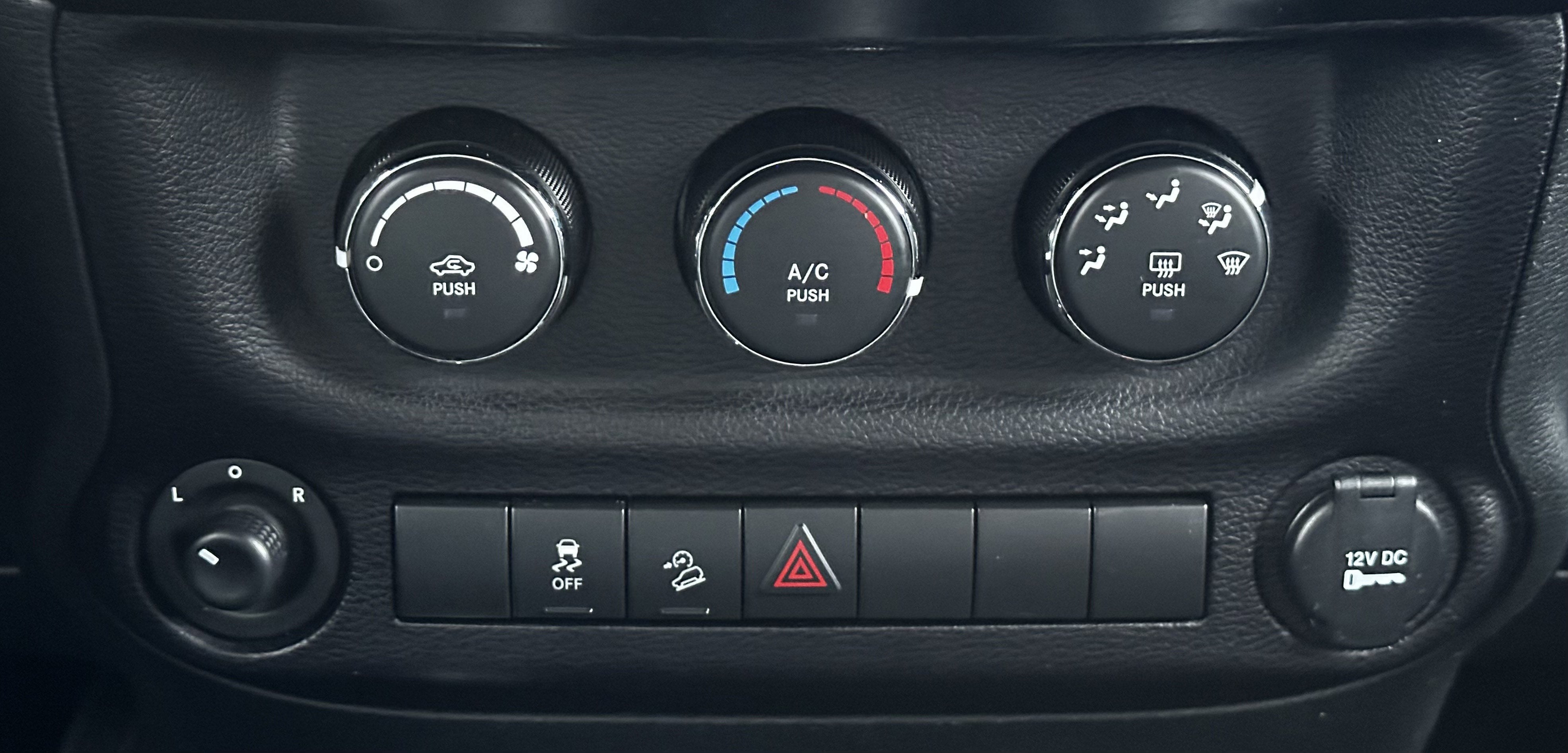 2017 Jeep Wrangler Willys Wheeler