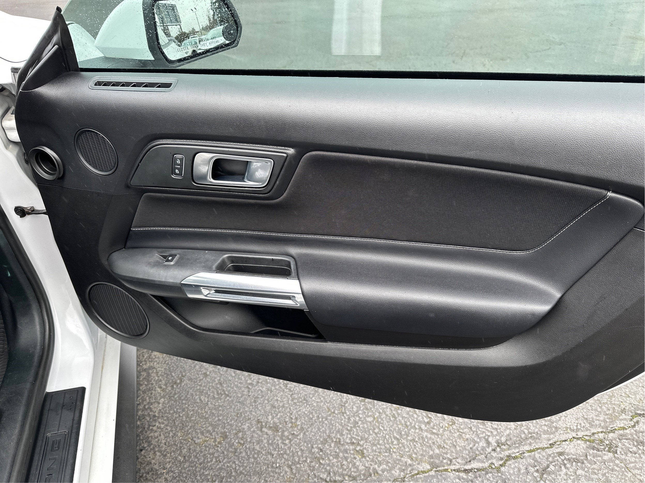 2021 Ford Mustang EcoBoost