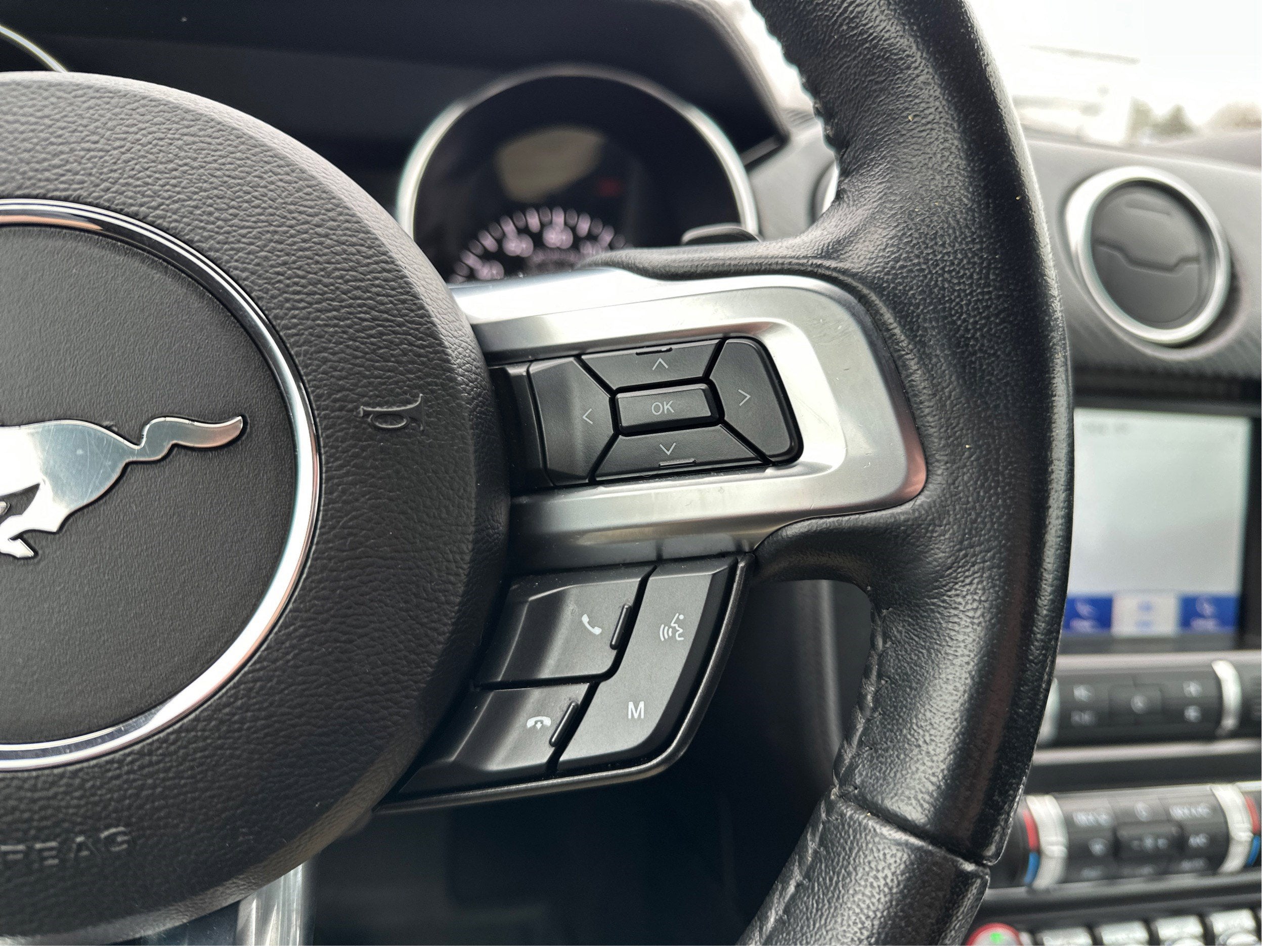 2021 Ford Mustang EcoBoost