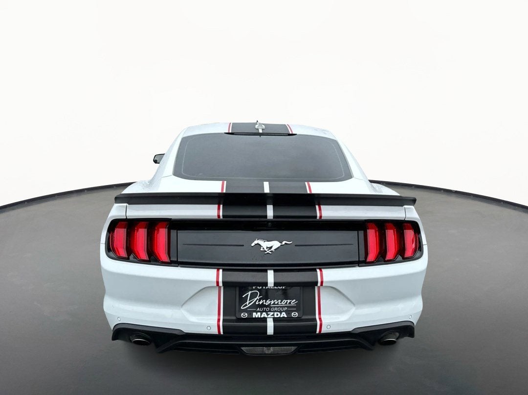 2021 Ford Mustang EcoBoost