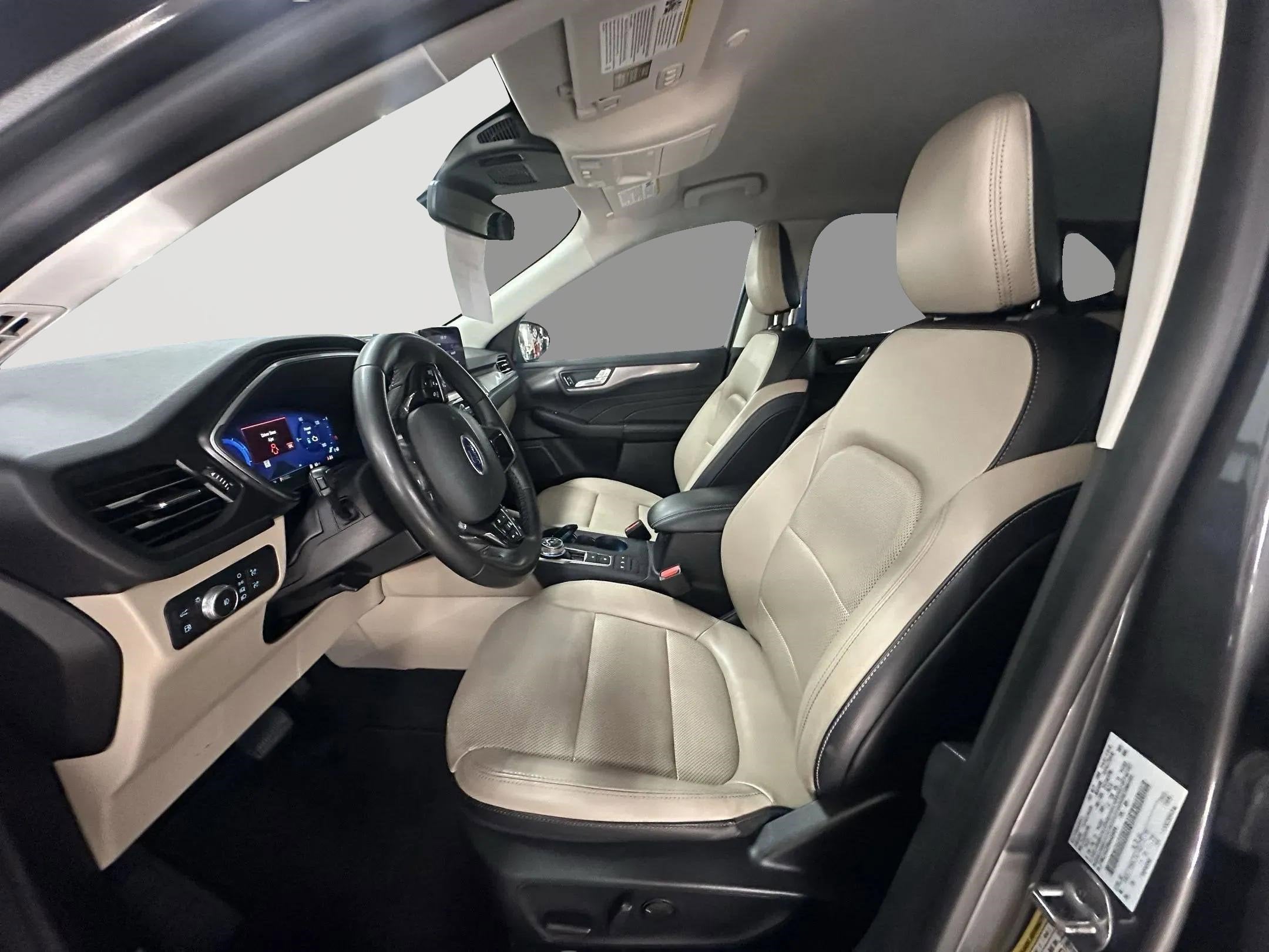 2021 Ford Escape Titanium Hybrid AWD