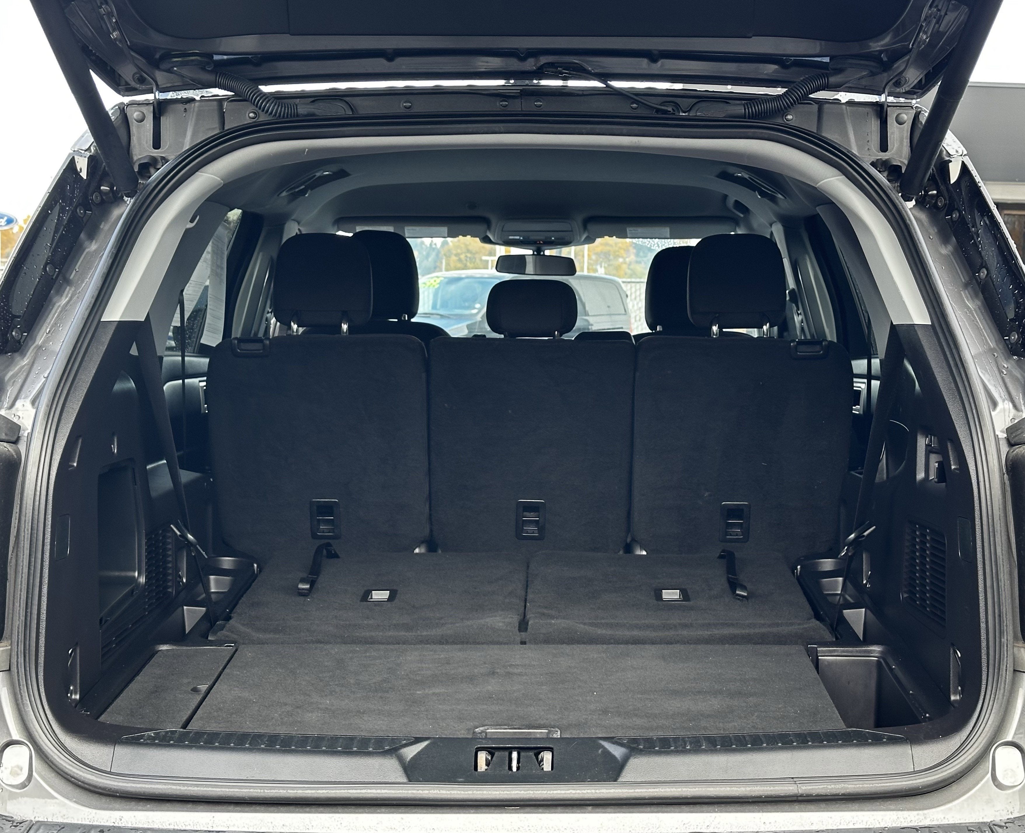 2022 Ford Explorer XLT 4WD