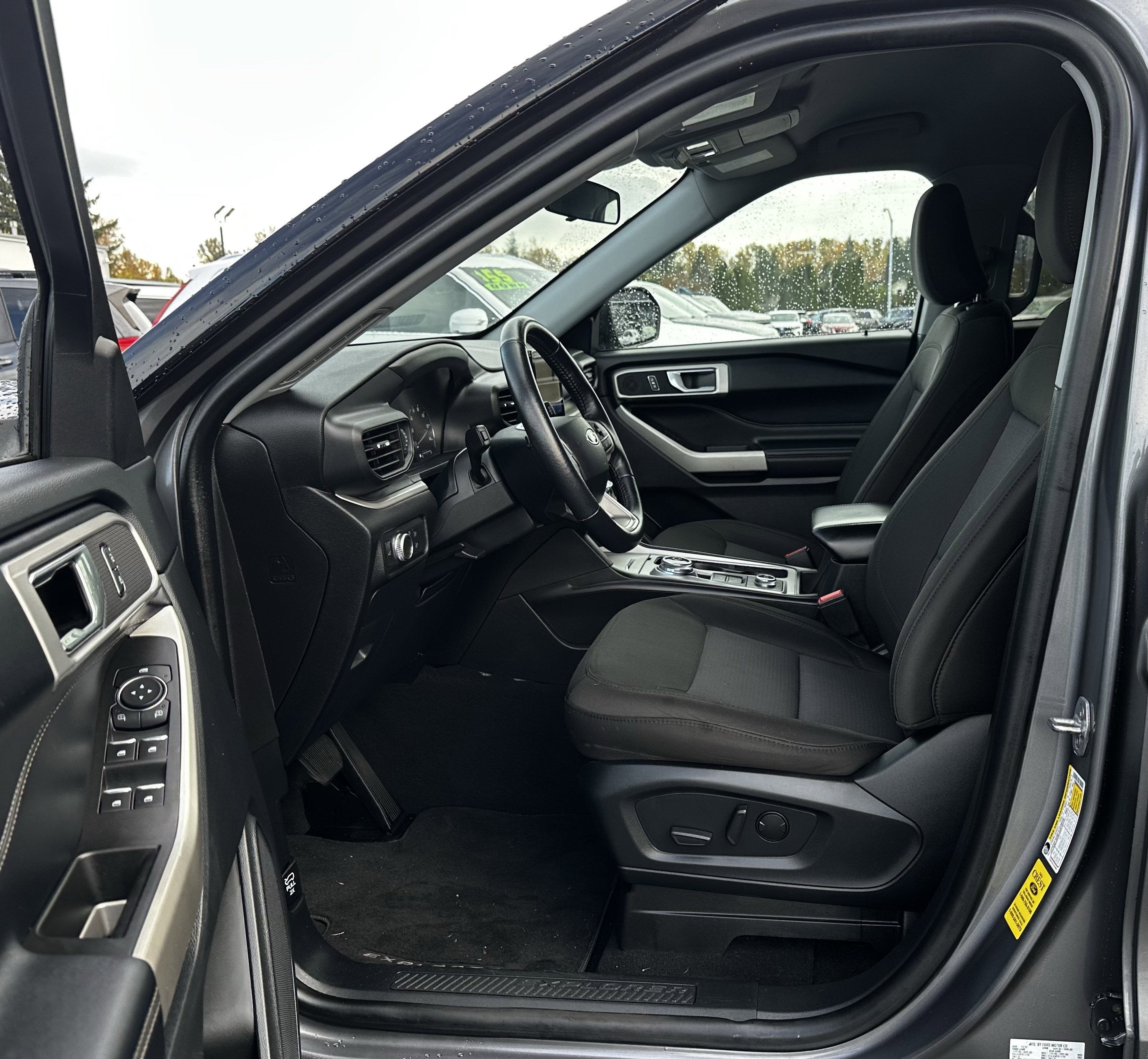 2022 Ford Explorer XLT 4WD