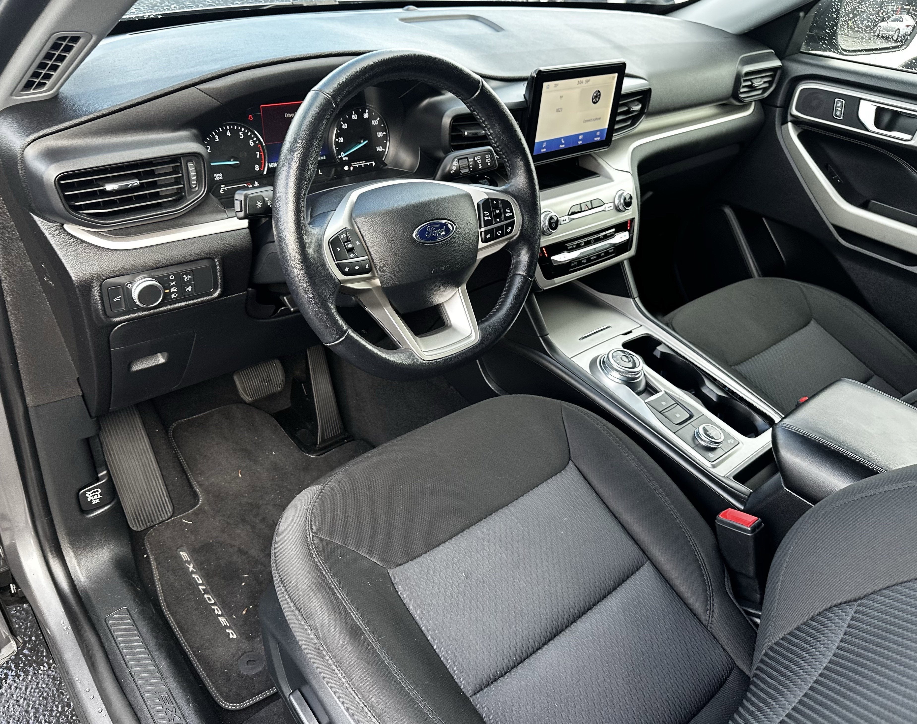 2022 Ford Explorer XLT 4WD