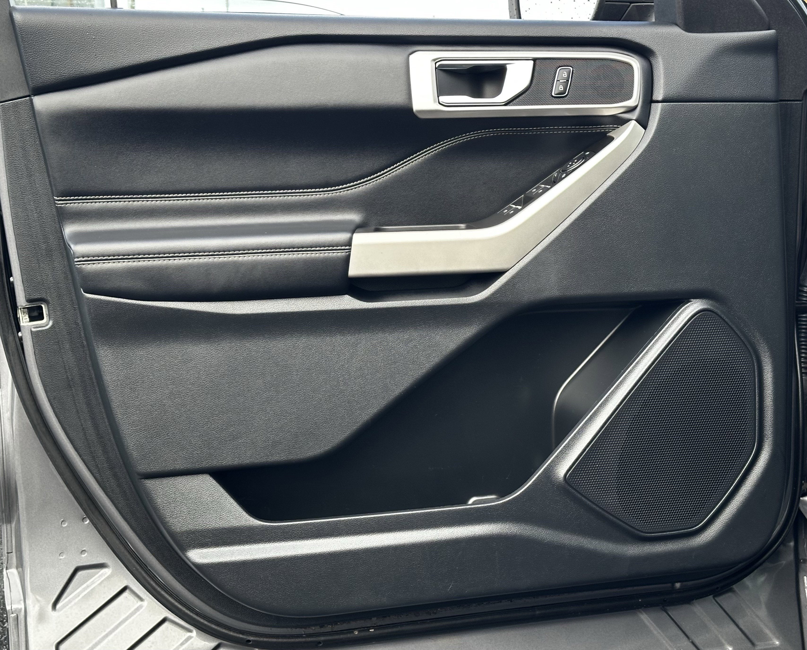 2022 Ford Explorer XLT 4WD