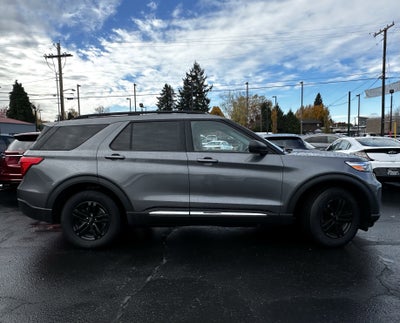2022 Ford Explorer XLT 4WD
