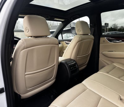 2017 Cadillac XT5 Luxury FWD