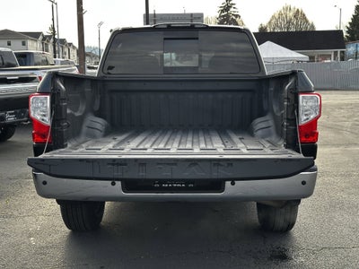 2017 Nissan Titan SV