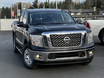 2017 Nissan Titan SV