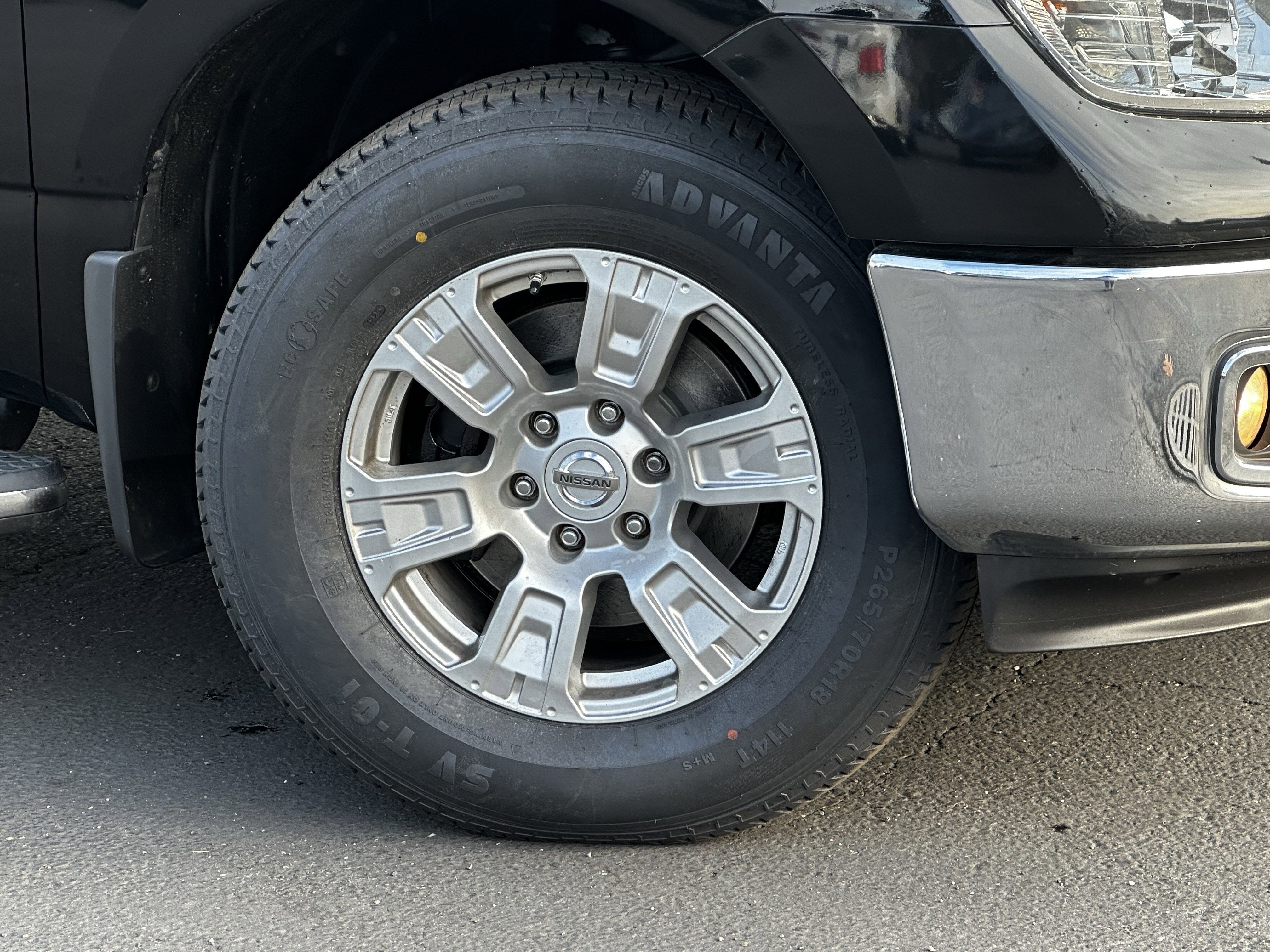 2017 Nissan Titan SV