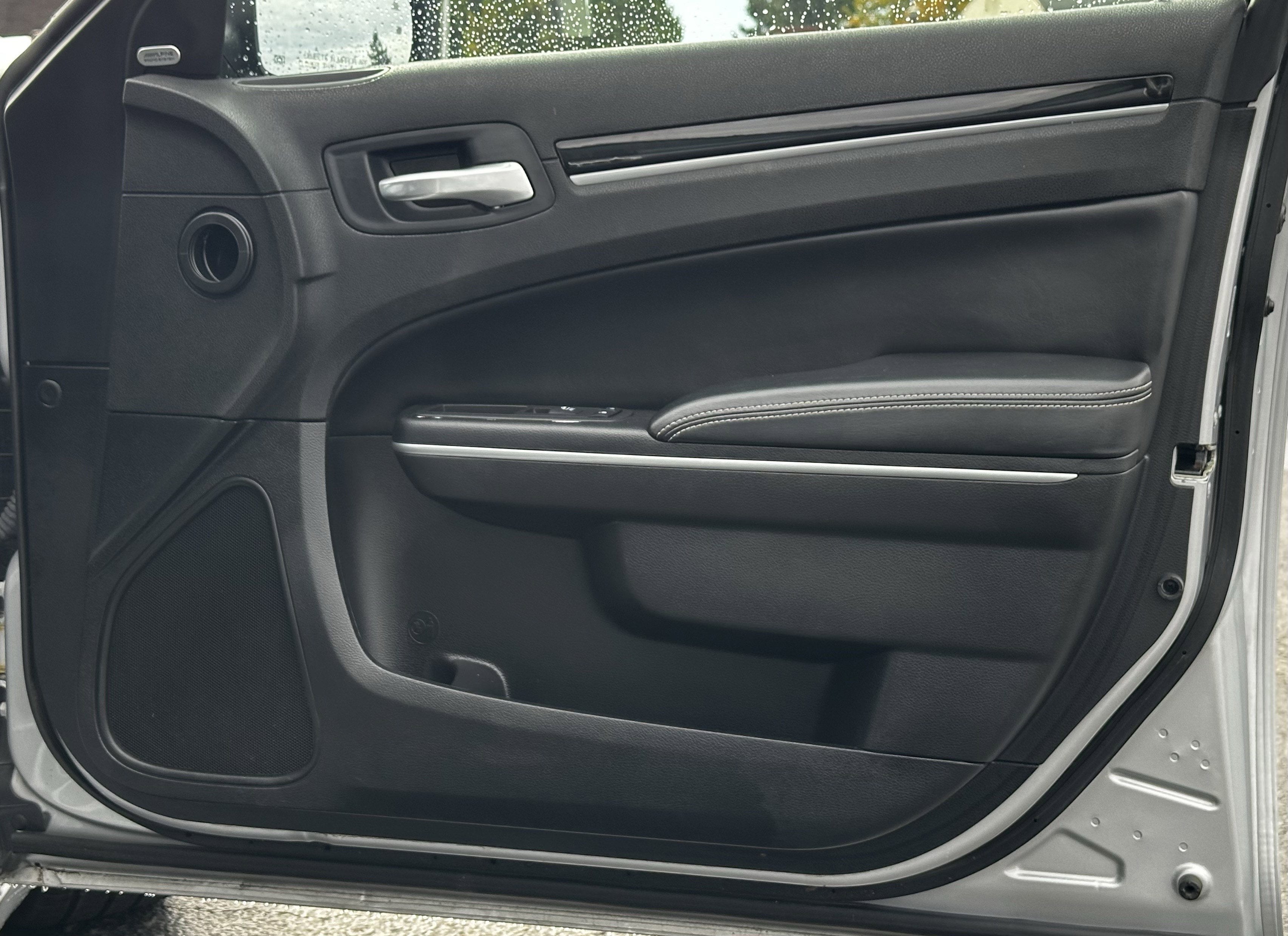 2021 Chrysler 300 300S