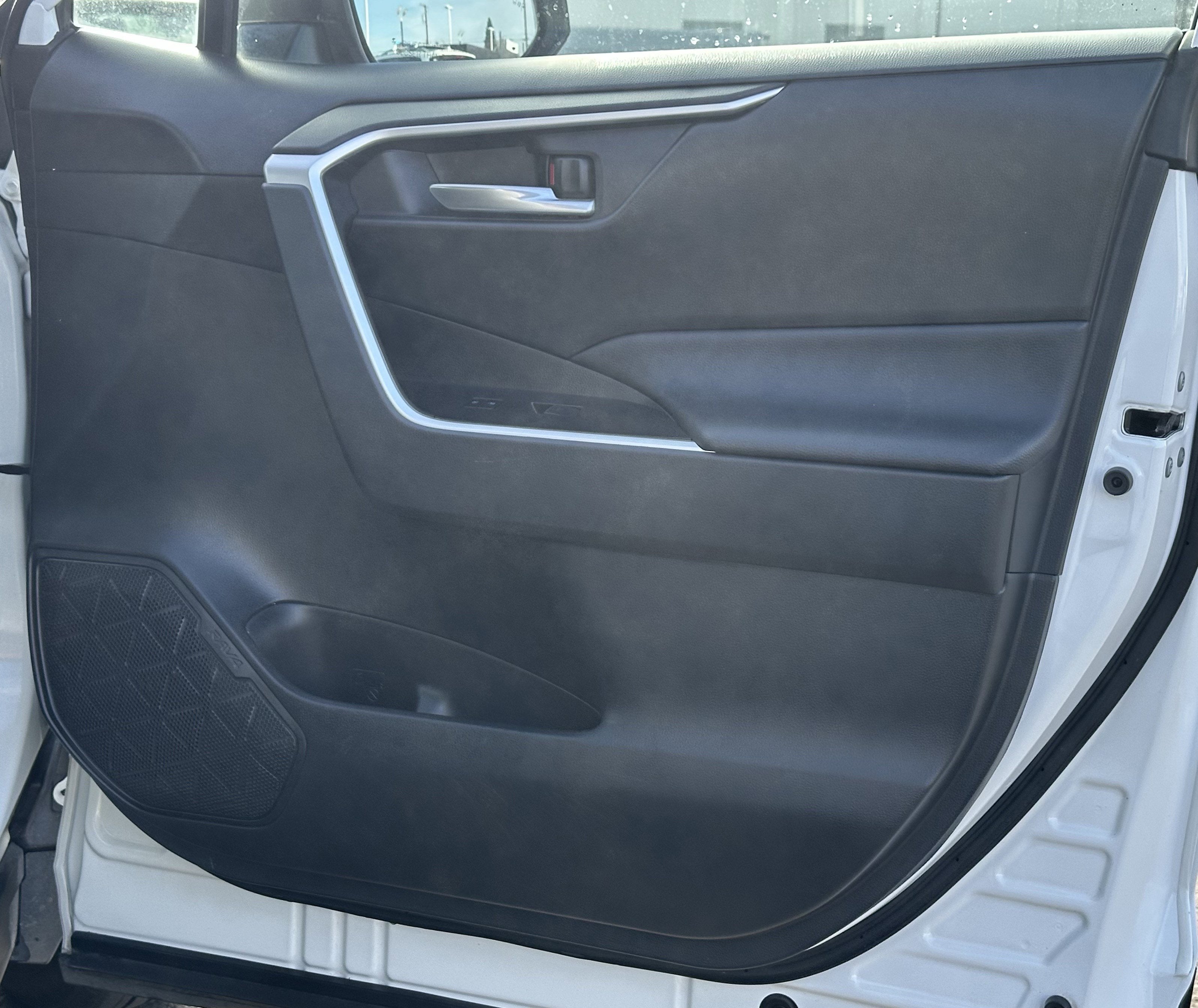 2024 Toyota RAV4 XLE AWD