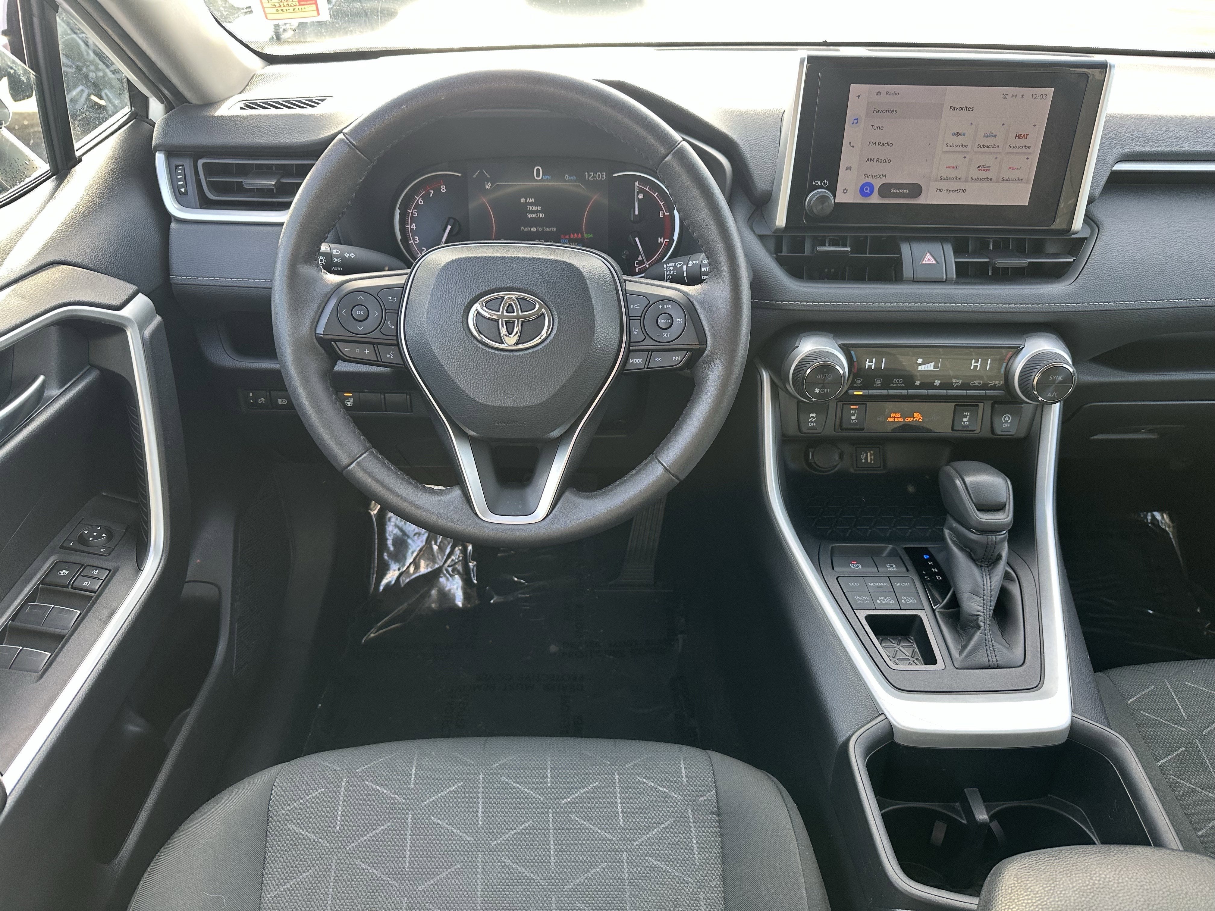 2024 Toyota RAV4 XLE AWD