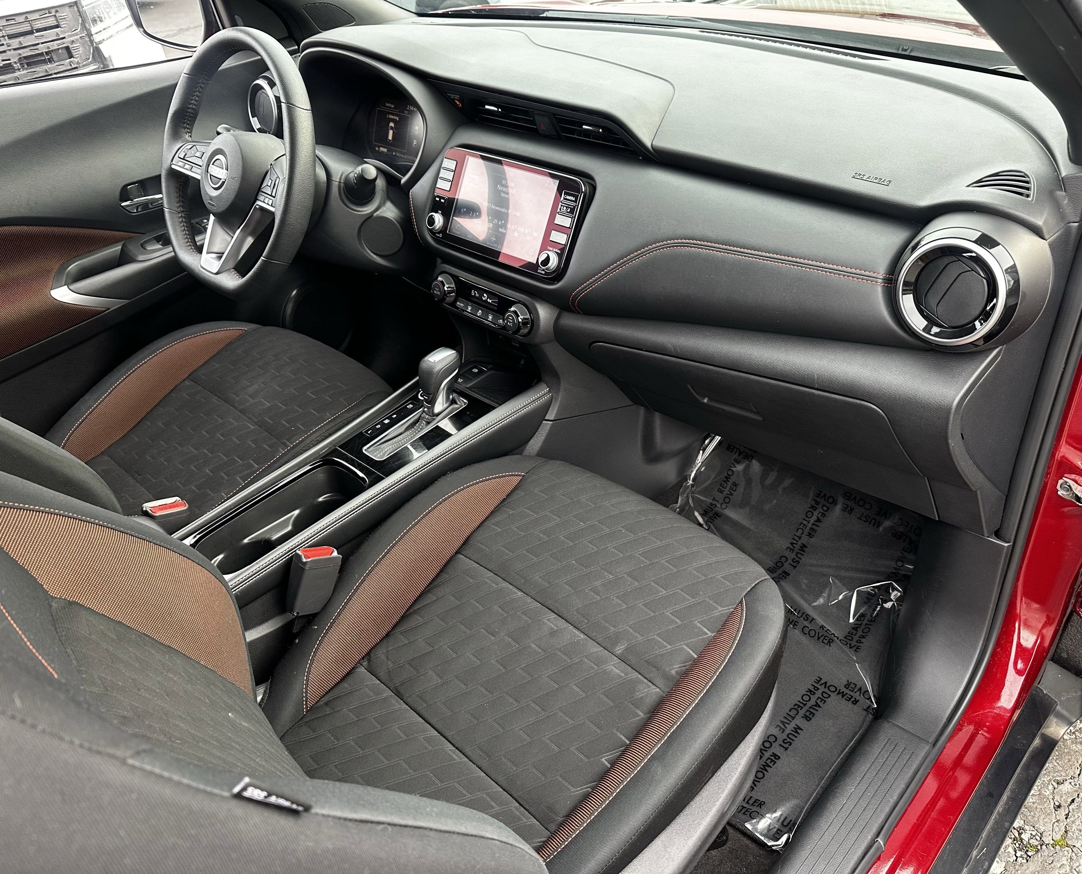 2023 Nissan Kicks SR