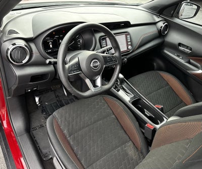 2023 Nissan Kicks SR
