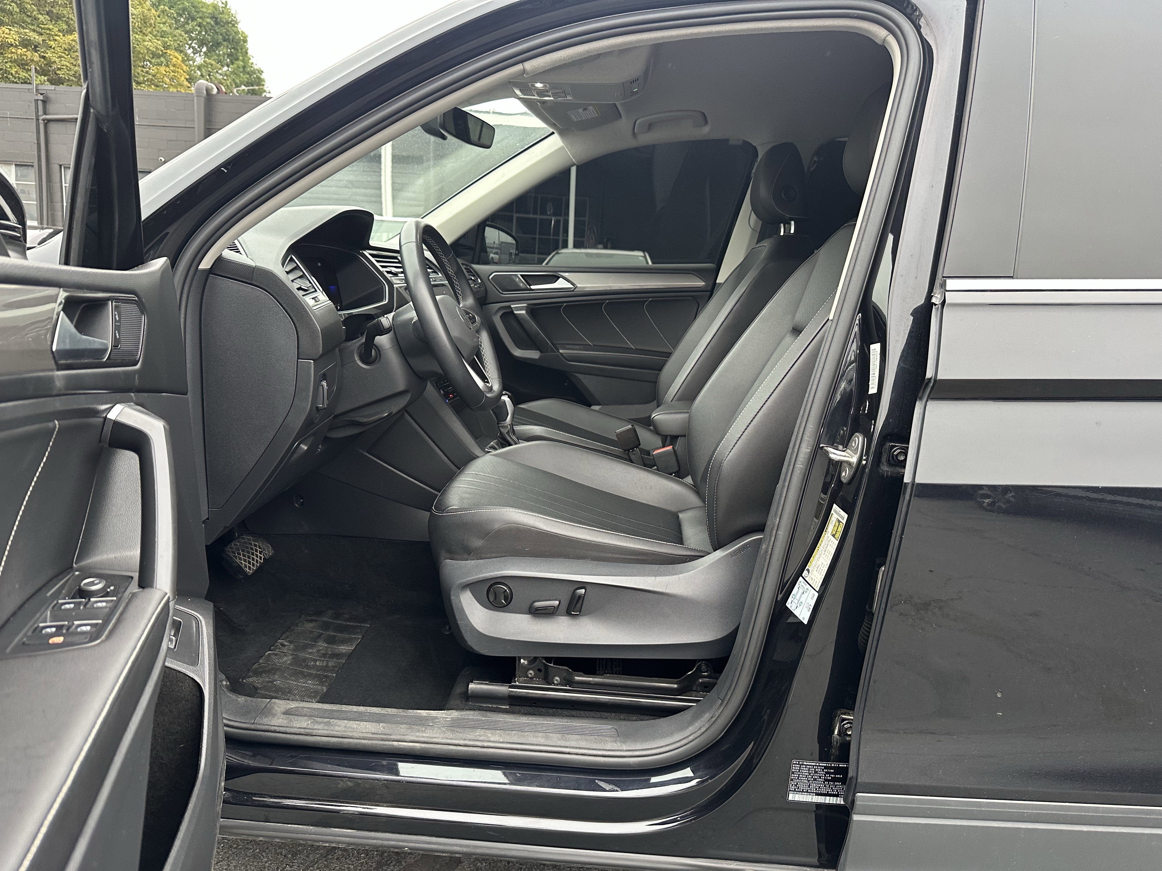 2022 Volkswagen Tiguan SE