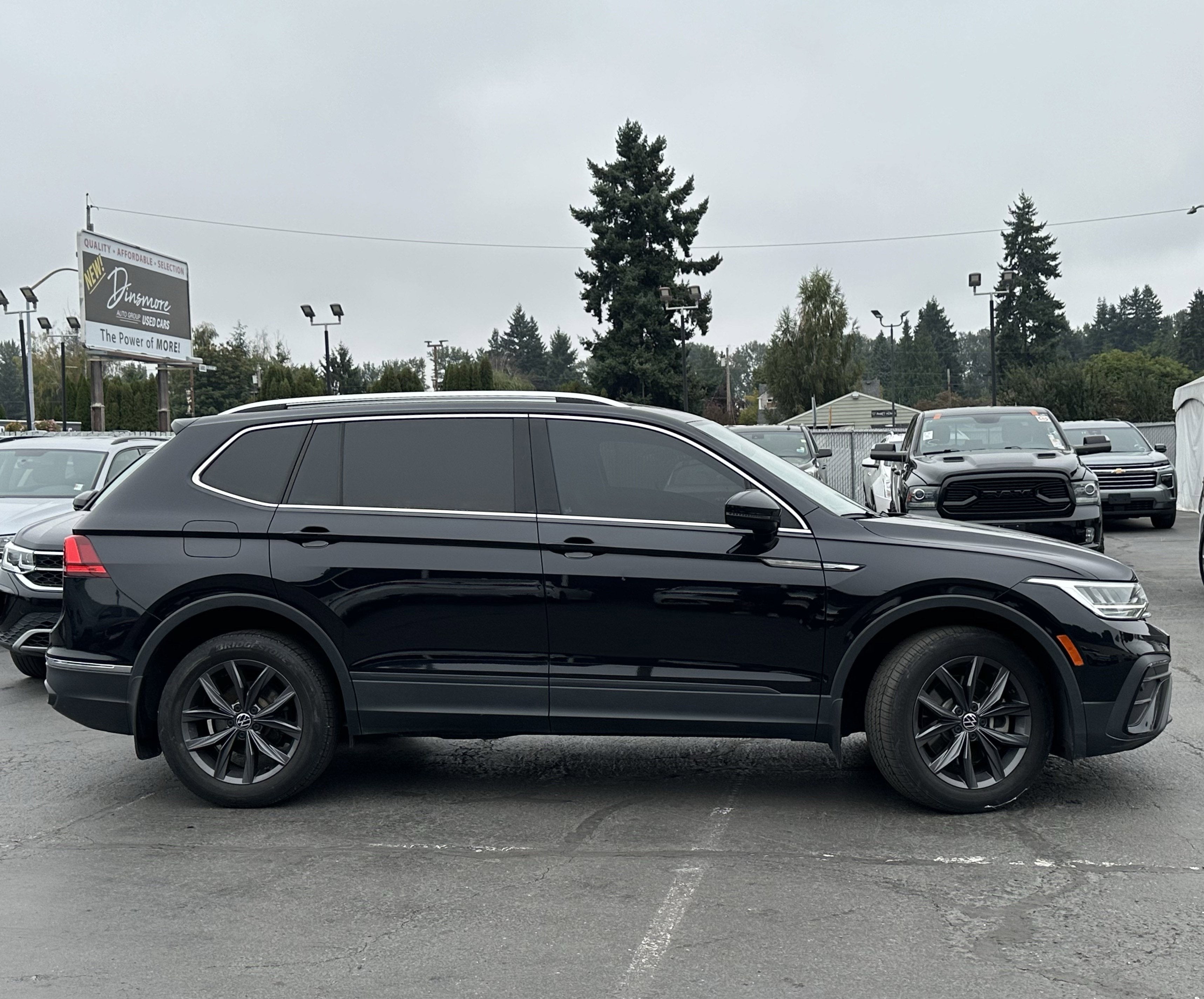 2022 Volkswagen Tiguan SE
