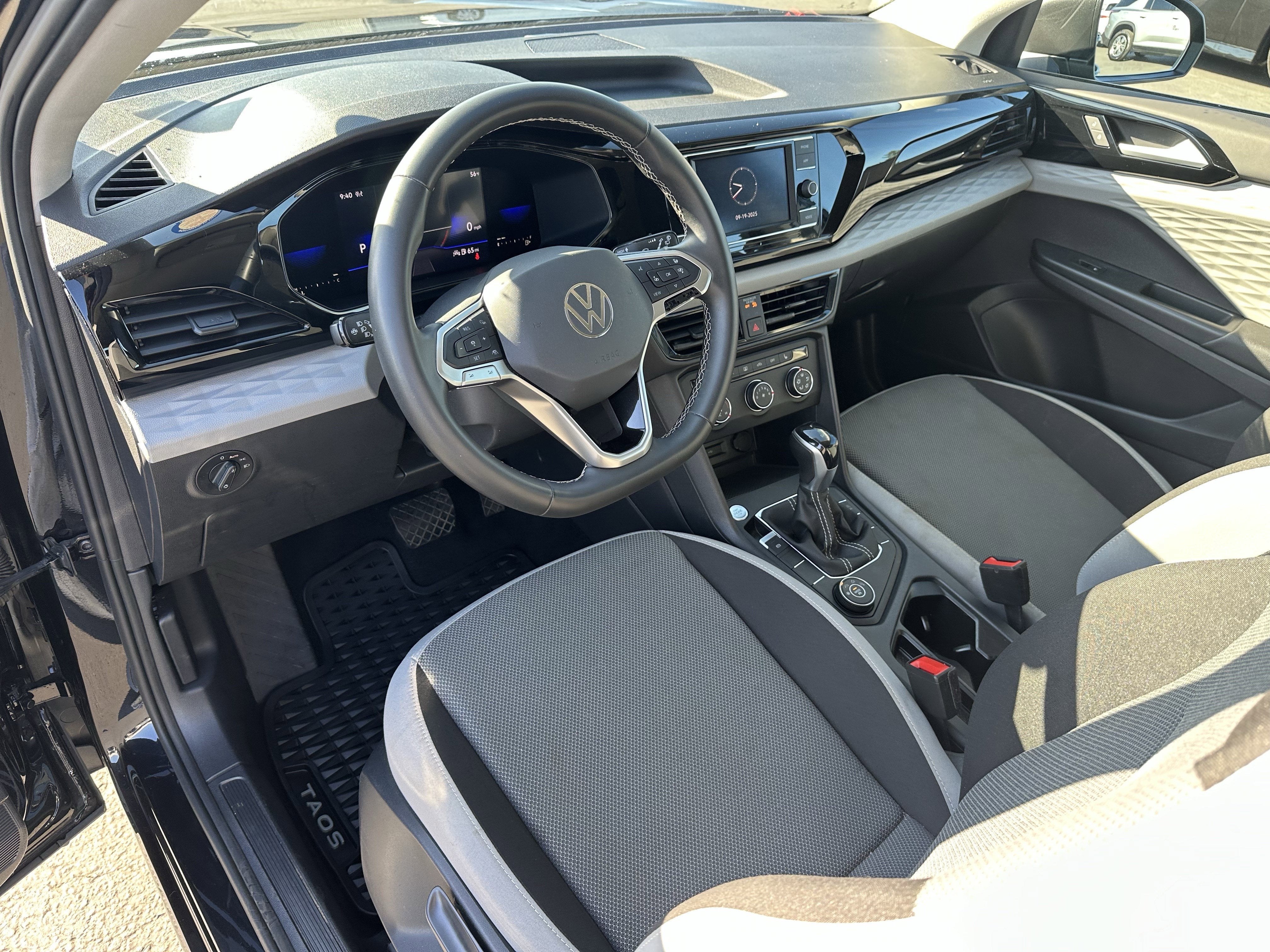 2022 Volkswagen Taos S