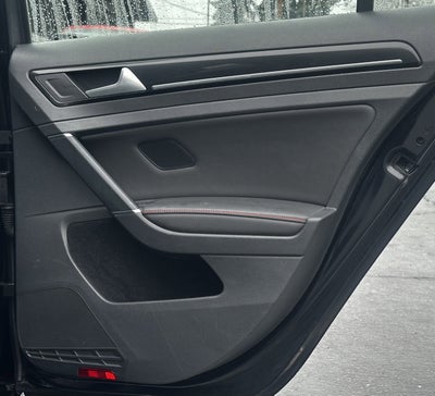 2016 Volkswagen Golf GTI Autobahn