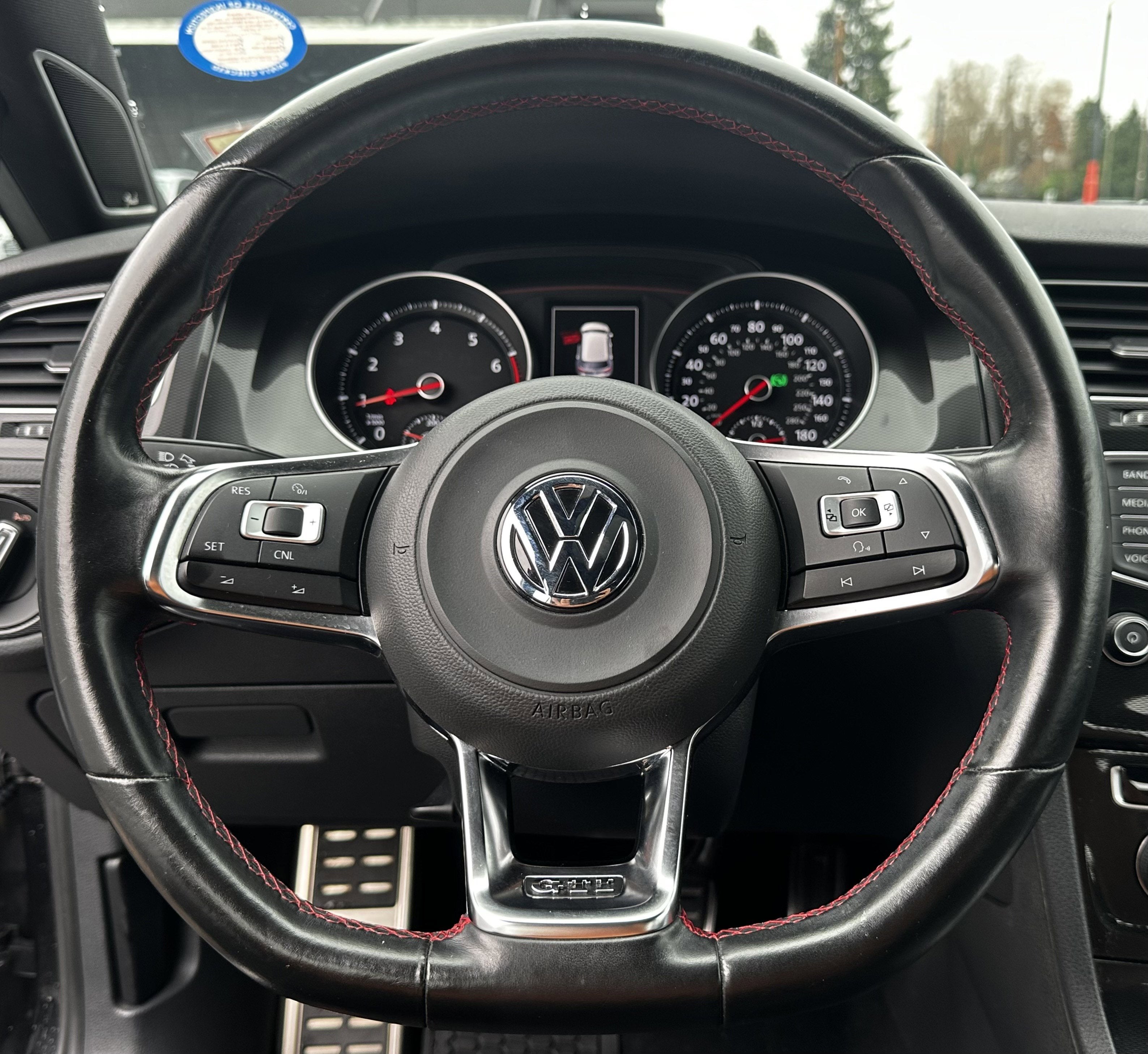 2016 Volkswagen Golf GTI Autobahn