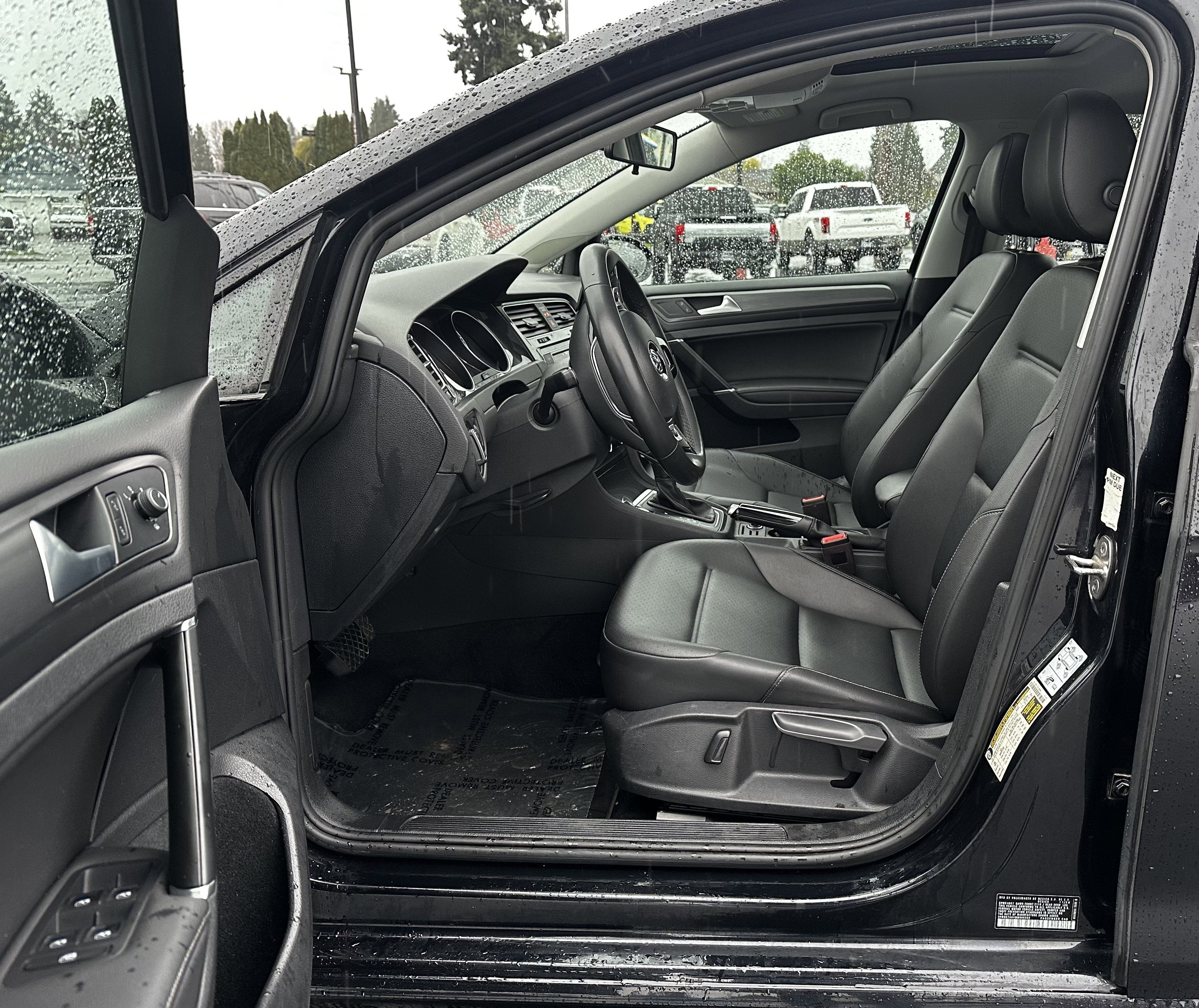 2021 Volkswagen Golf TSI