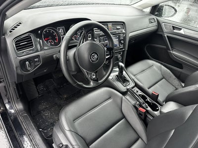 2021 Volkswagen Golf TSI