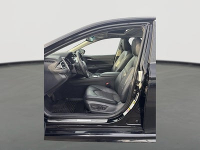 2018 Toyota Camry Hybrid SE