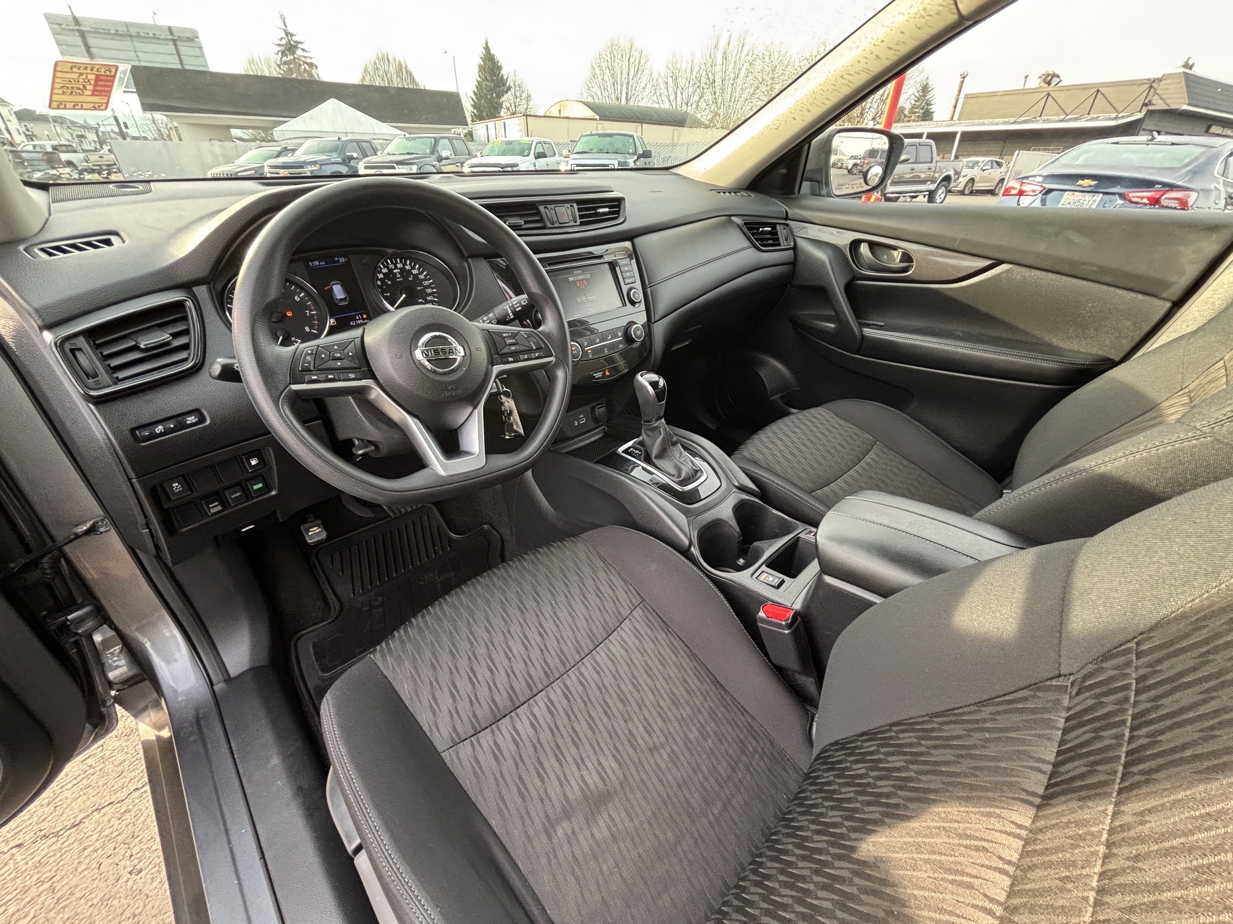 2019 Nissan Rogue SV