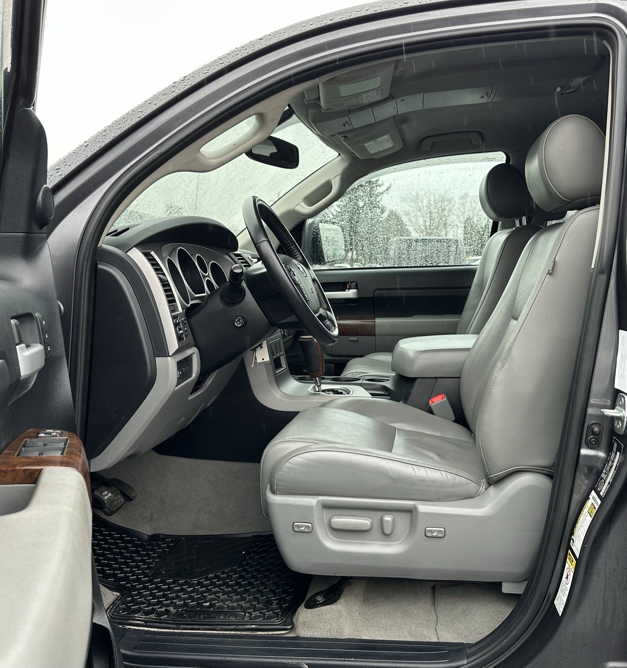 2011 Toyota Tundra 4WD Truck LTD