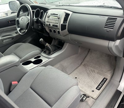 2011 Toyota Tacoma 4WD Double V6 MT (Natl)