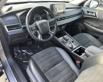 2024 Mitsubishi Outlander SE Black Edition