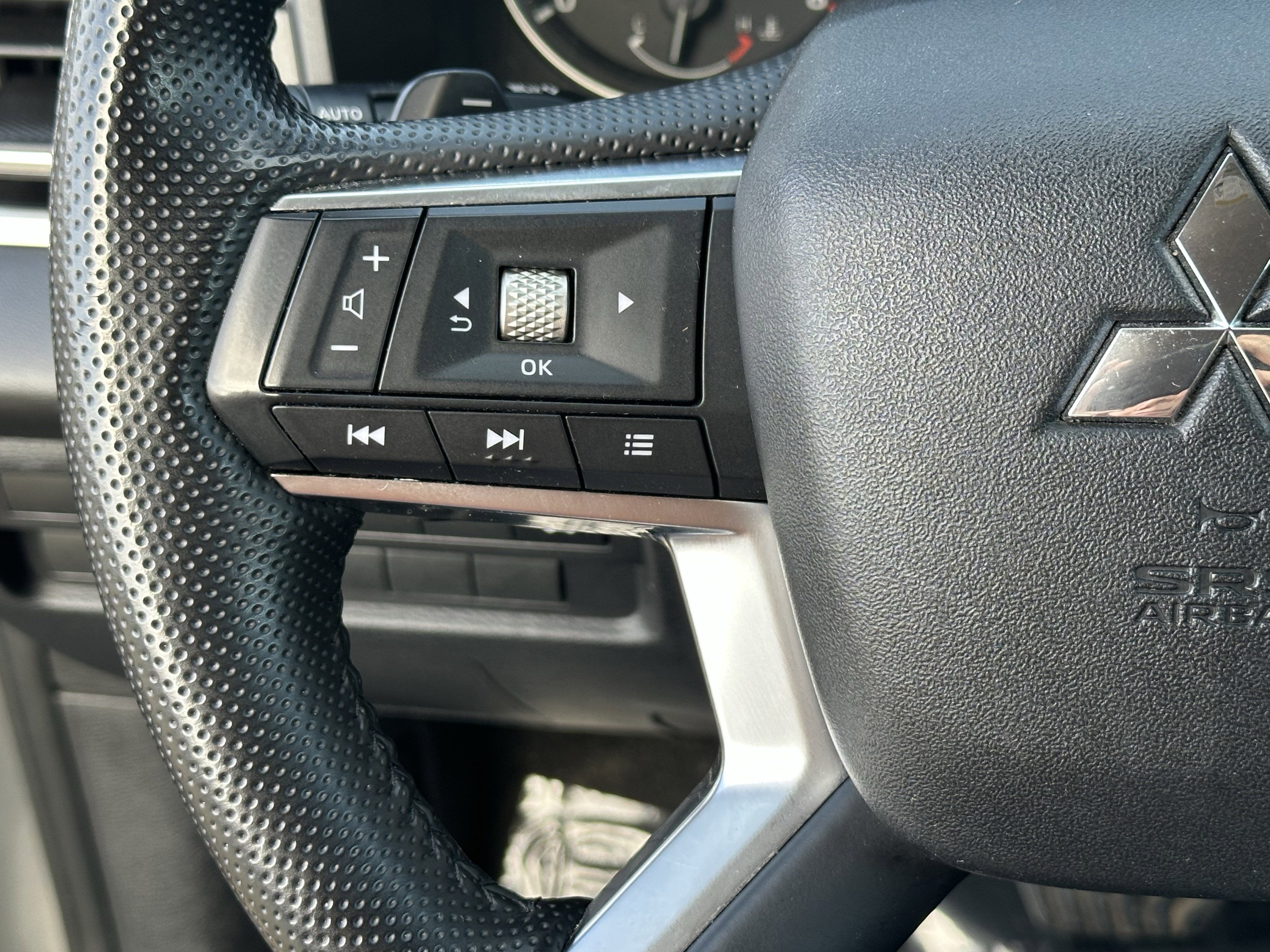 2024 Mitsubishi Outlander SE Black Edition