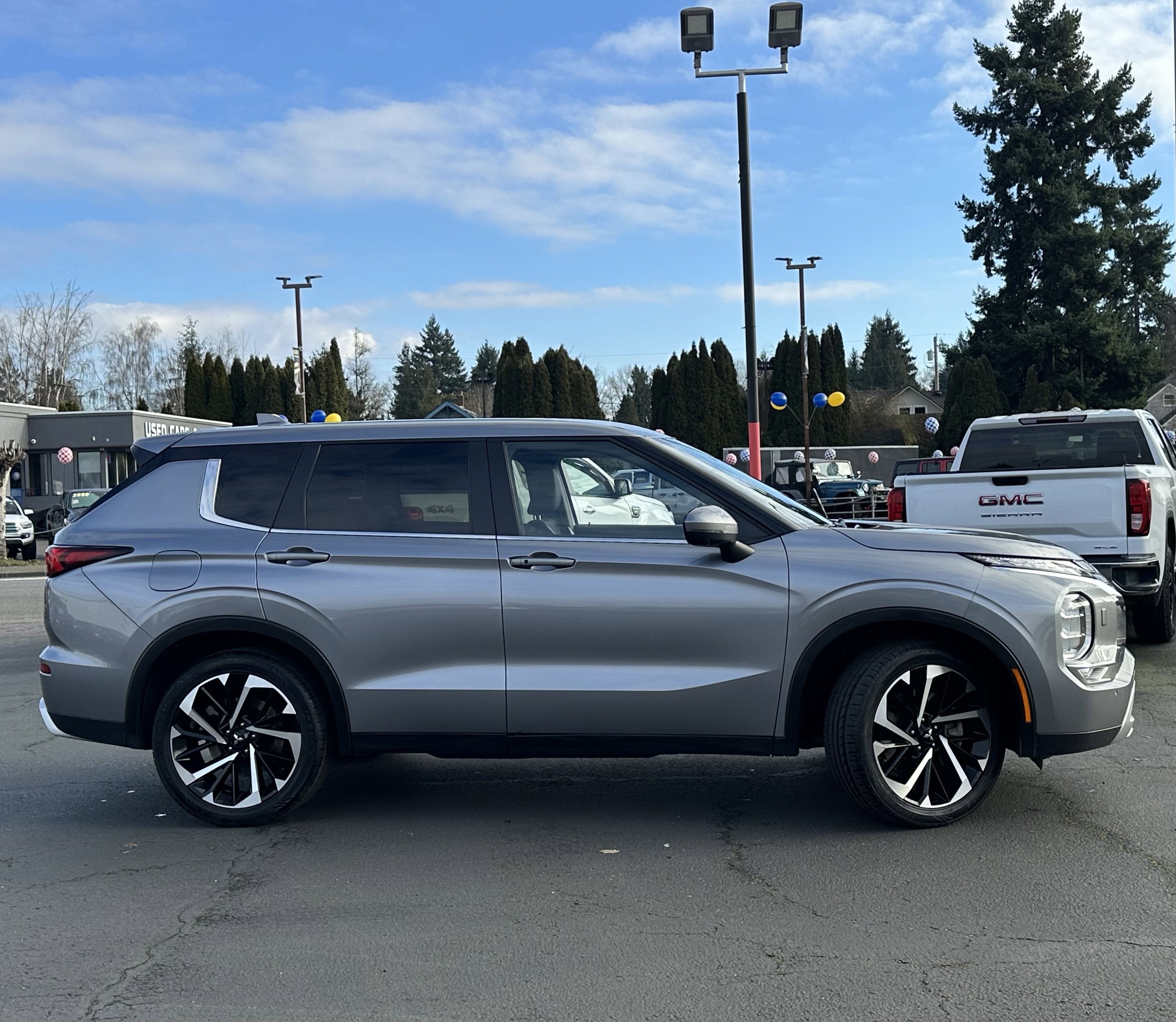2024 Mitsubishi Outlander SE Black Edition
